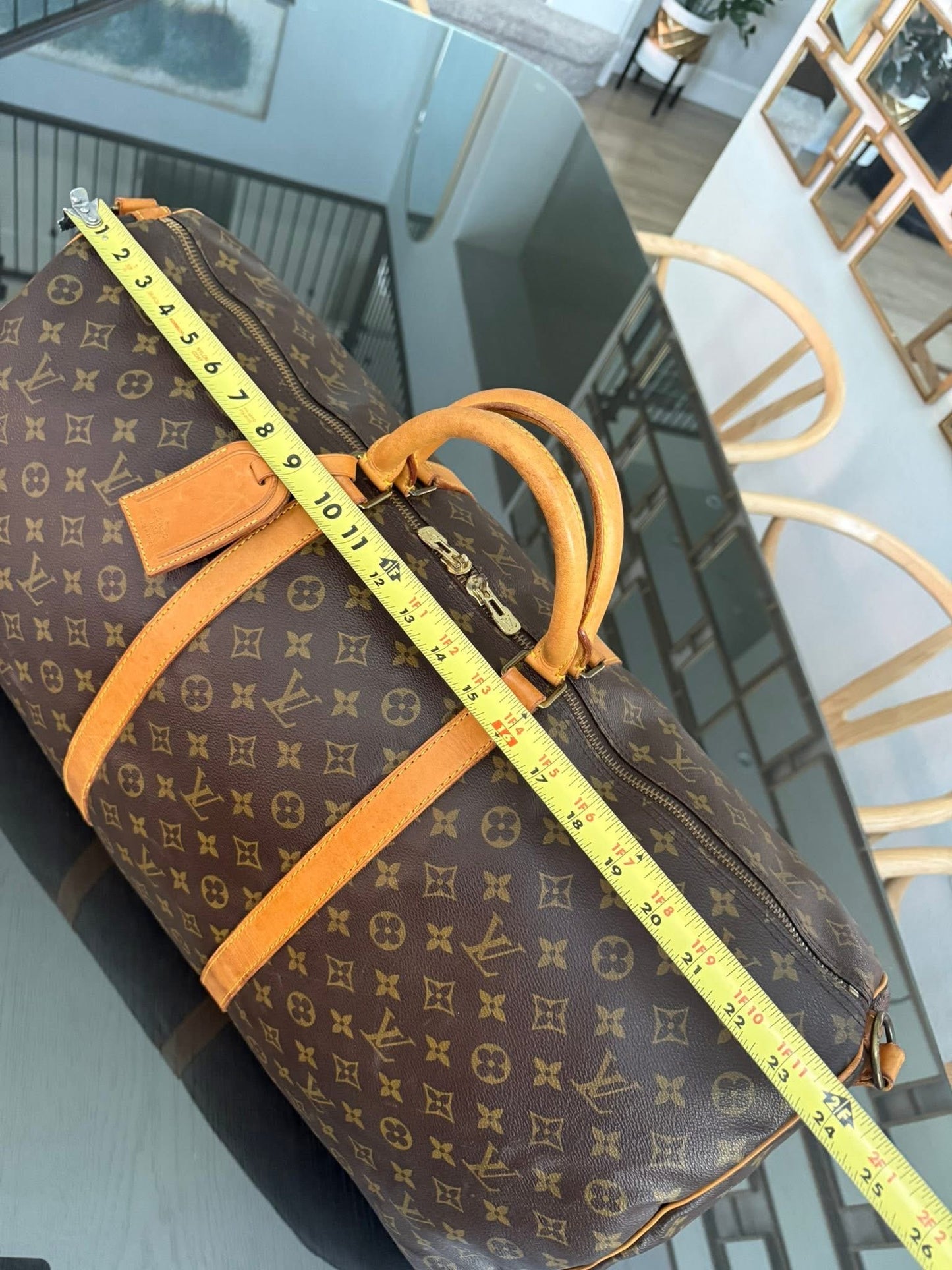 Keepall 60 Bandoulier with Original Strap, Luggage Tag and Poignet 📅 Year: 1991