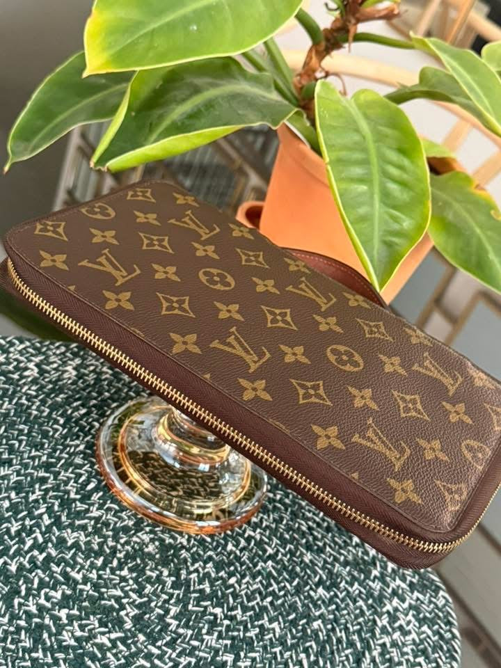 Monogram Escapade Travel Organizer - 🗓️ Year: 1991