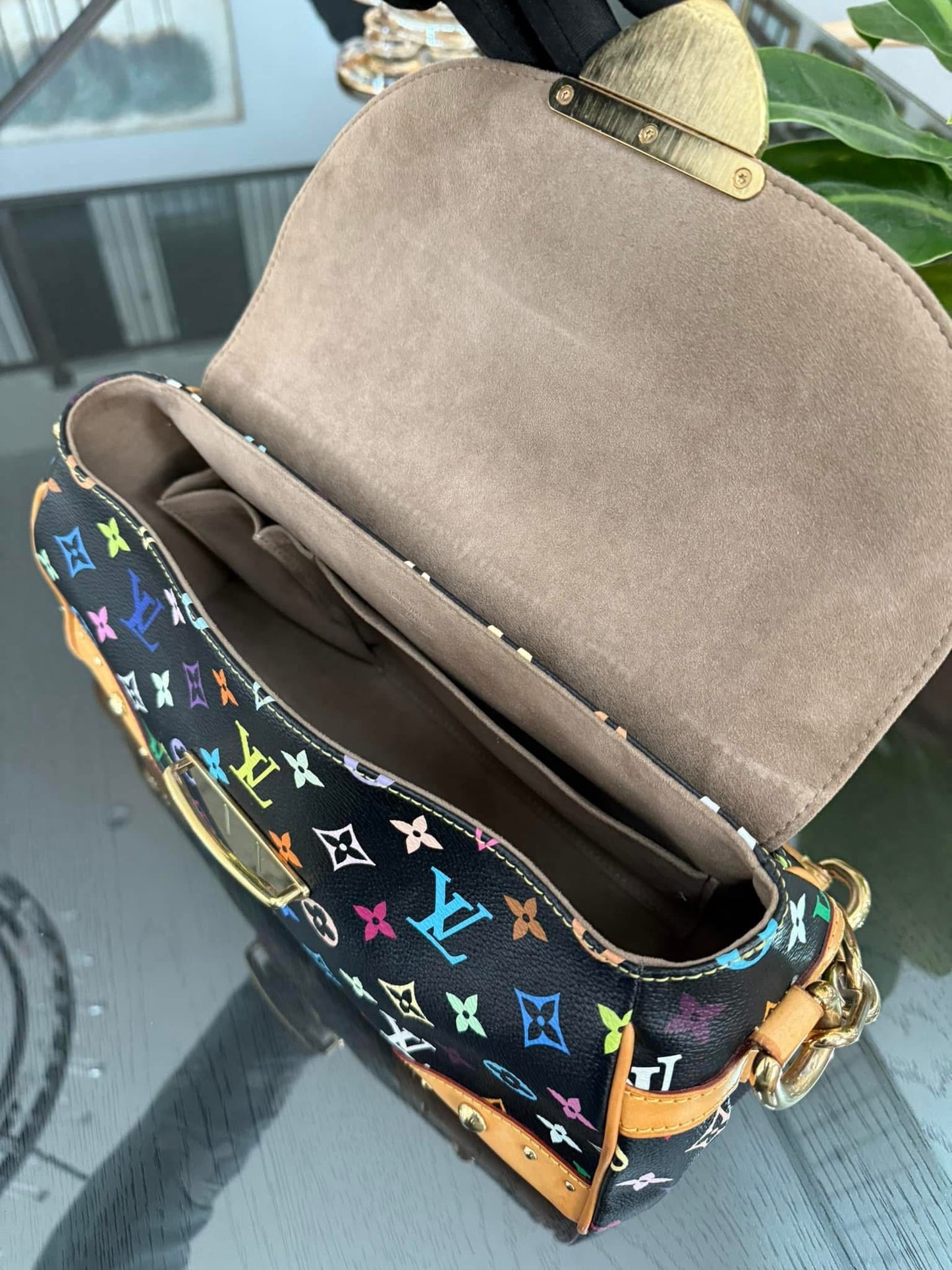 Multicolor Beverly MM with Dustbag 📅 Year: 2008