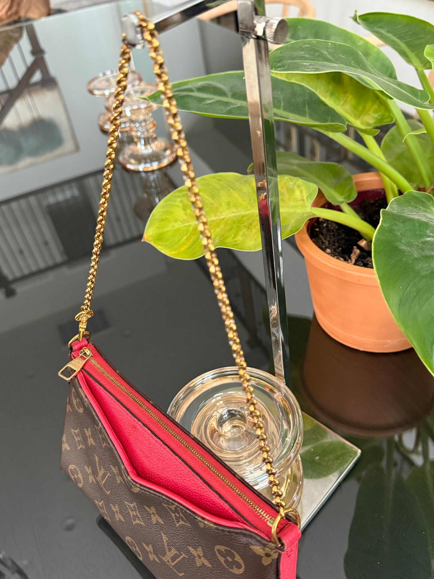 Pallas Clutch w/ Box and Dustbag - 🗓️ Year: 2016