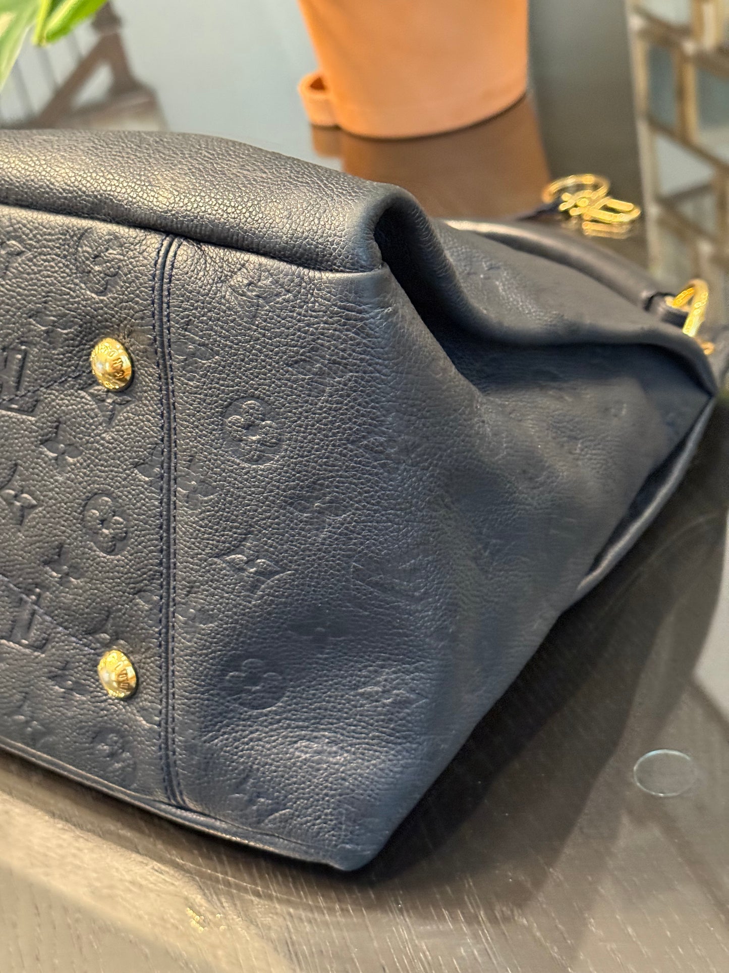 Artsy MM Empriente in Black/ Dark Blue with Dustbag and Insert Organizer 📅 Year: 2011