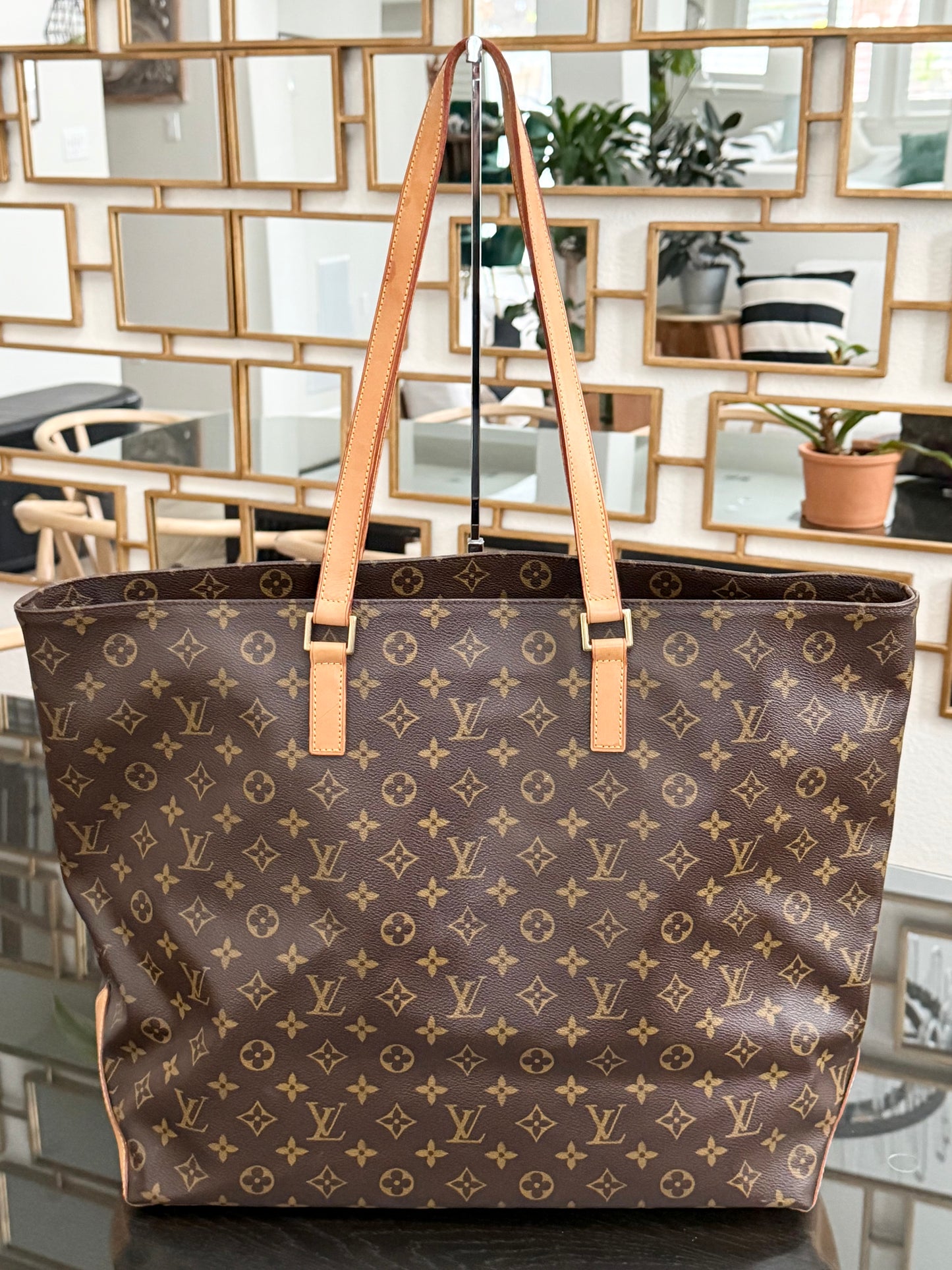 Cabas Alto in Monogram 🗓️ Year: 2002