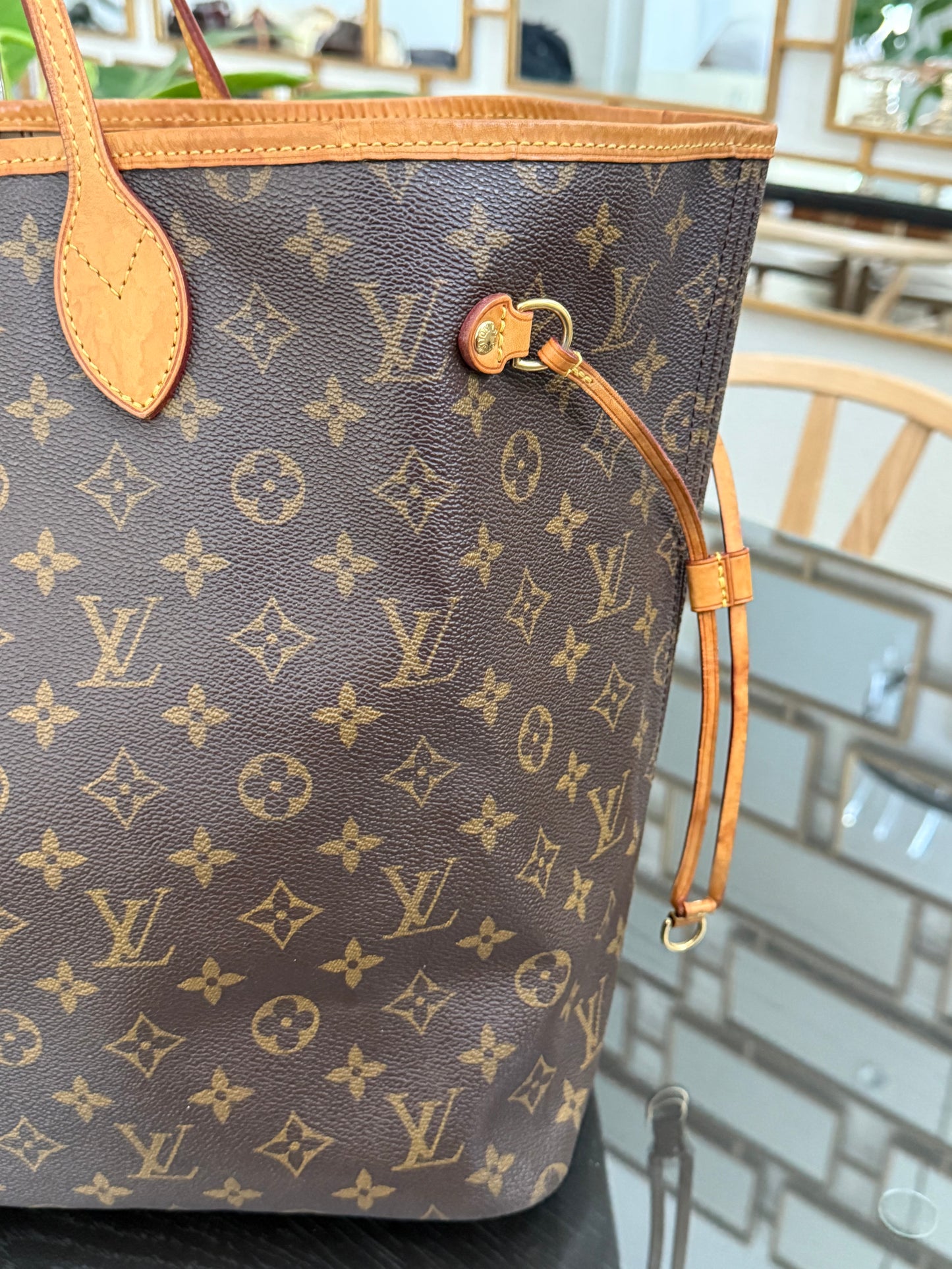 Neverfull GM with Dustbag and Insert Organizer 📅 Year: 2012