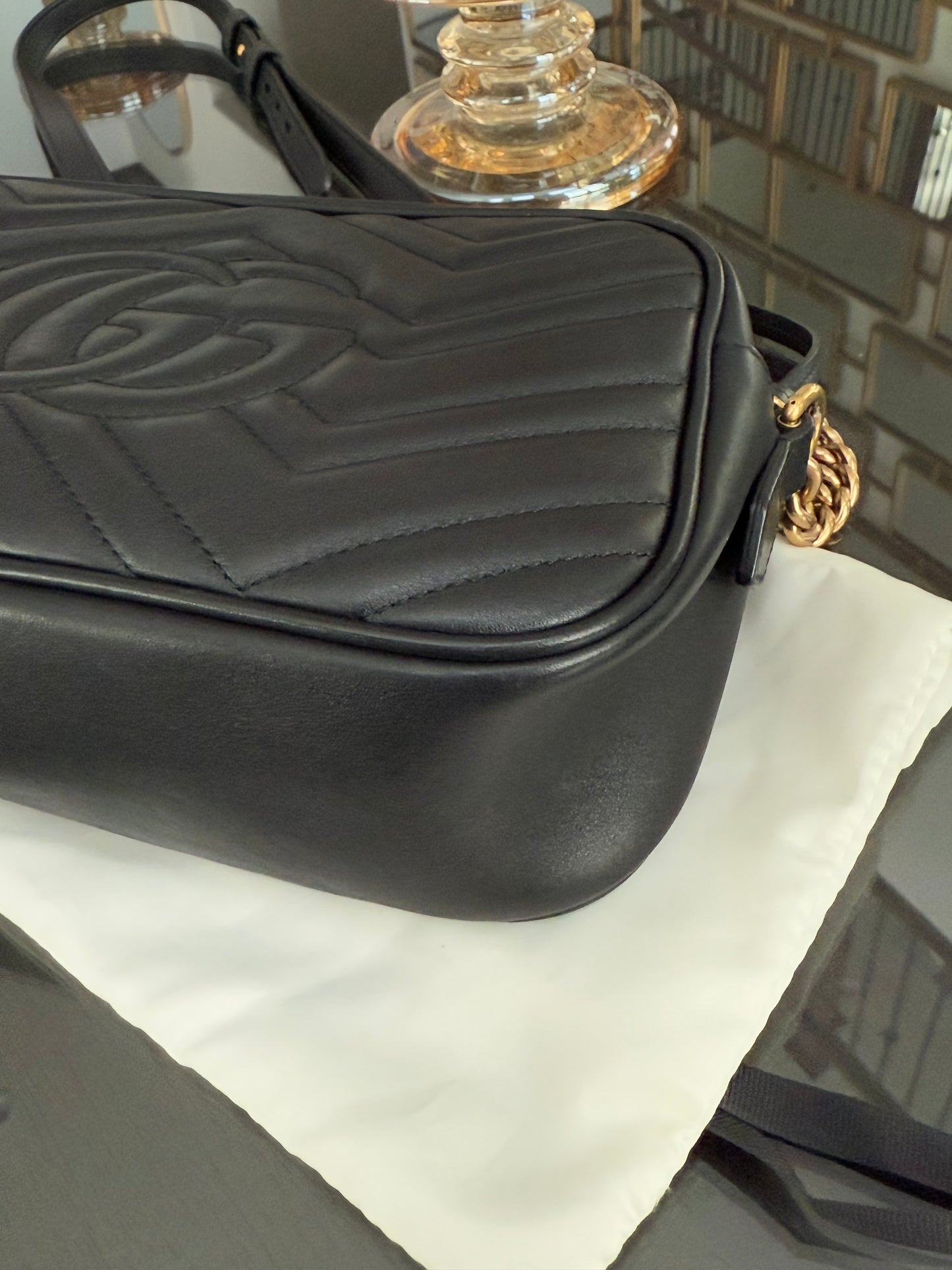 GUCCI Marmont Chain Small Shoulder/ Crossbody Bag