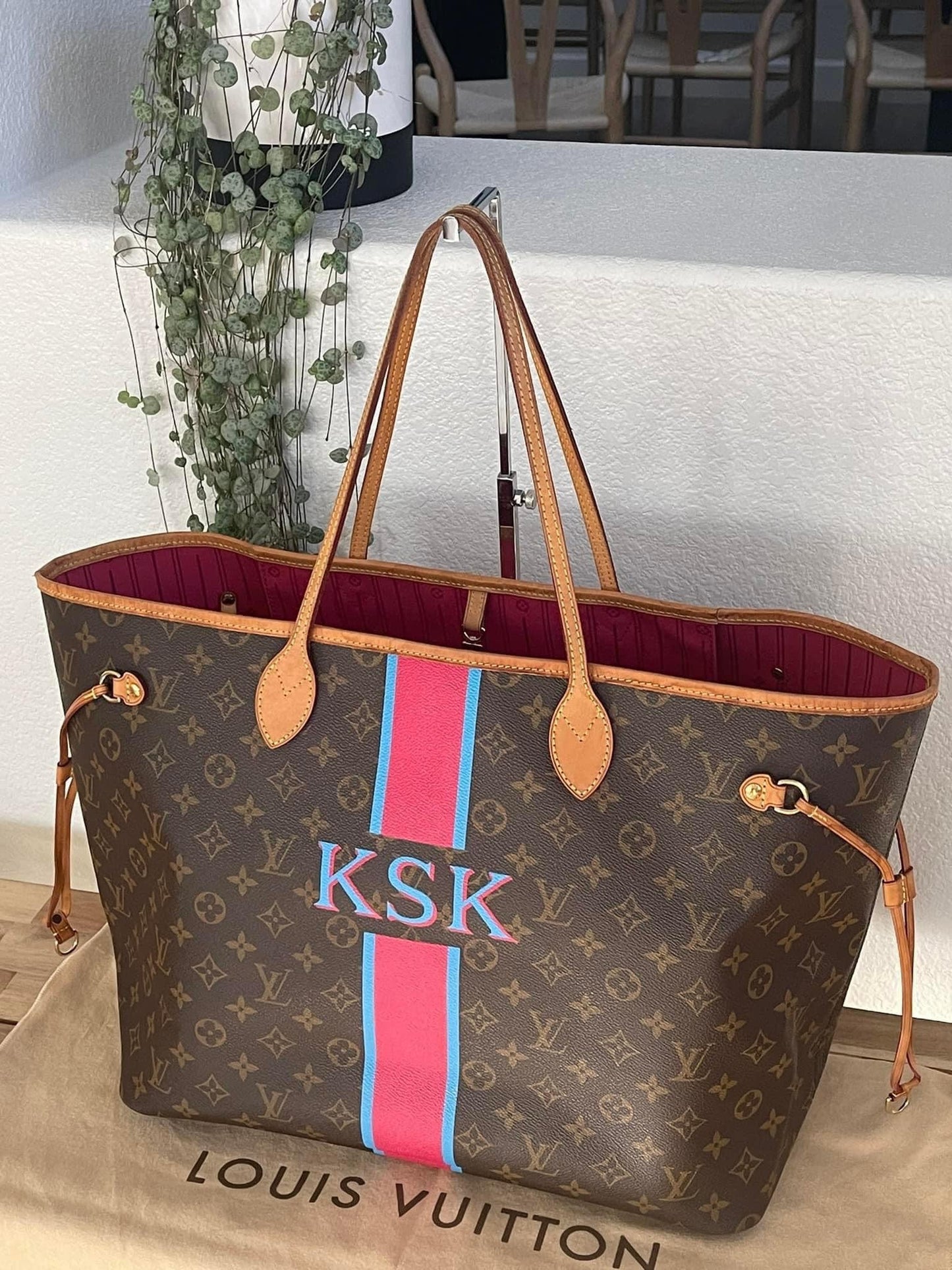 Neverfull GM in Peony with Dustbag - 📅 Year: 2011