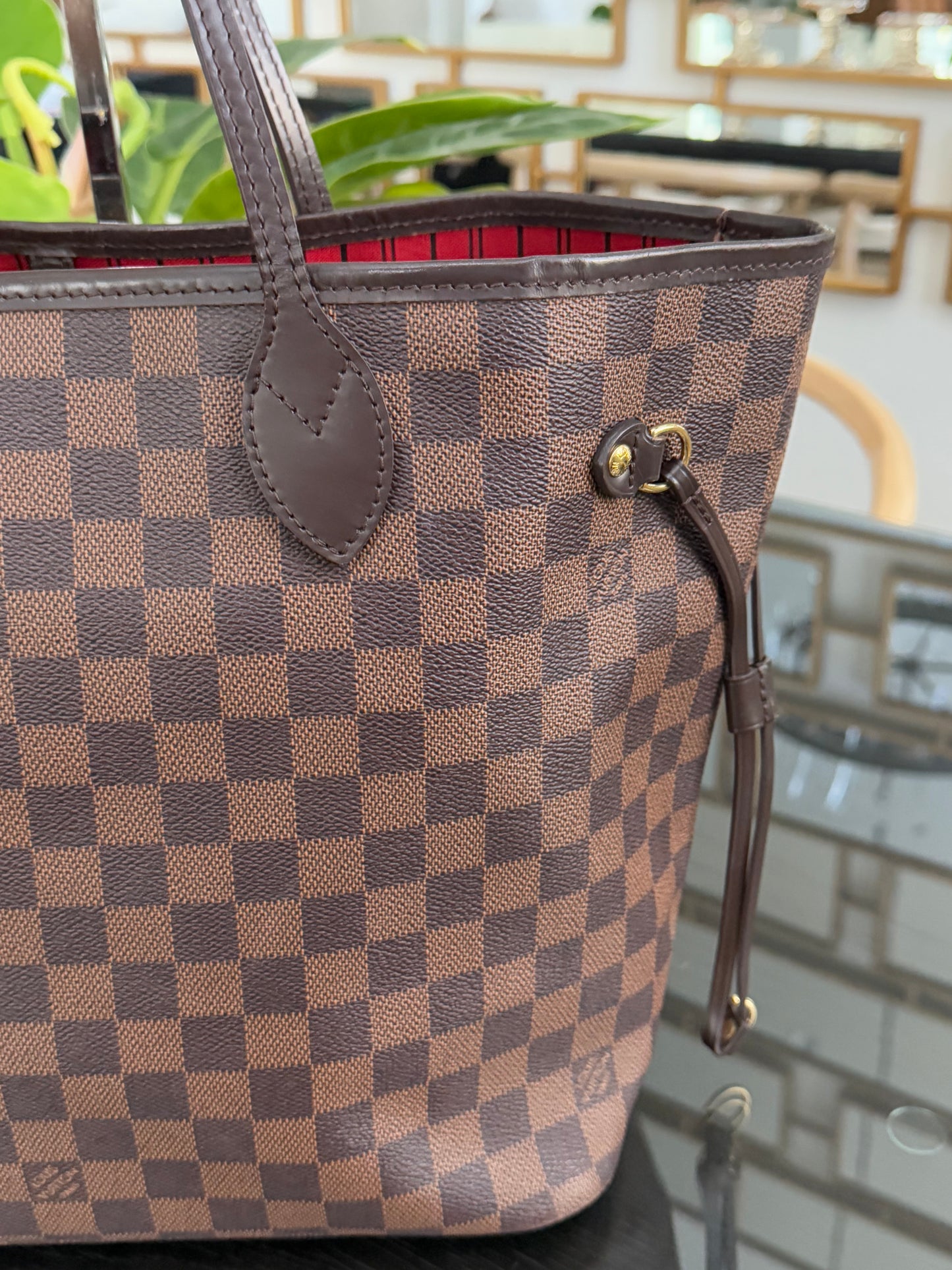 Neverfull MM in DE with Dustbag and twilly-🗓️ Year: 2012