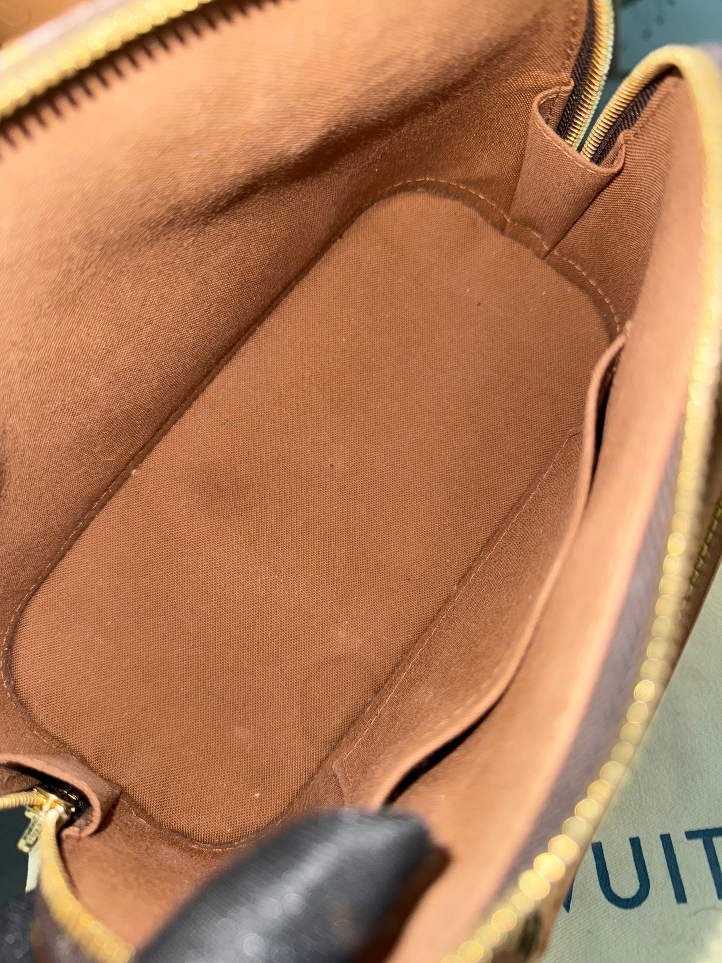 Alma BB with Original Strap , Clochette , Lock 🔐 keys, Box , dustbag and Paper bag - 📅 Year: 2021