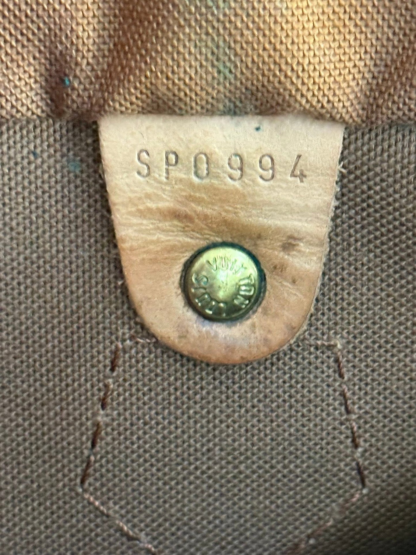 Speedy 25 in Monogram with Lock 🔐 and Key -🗓️ Year: 1994