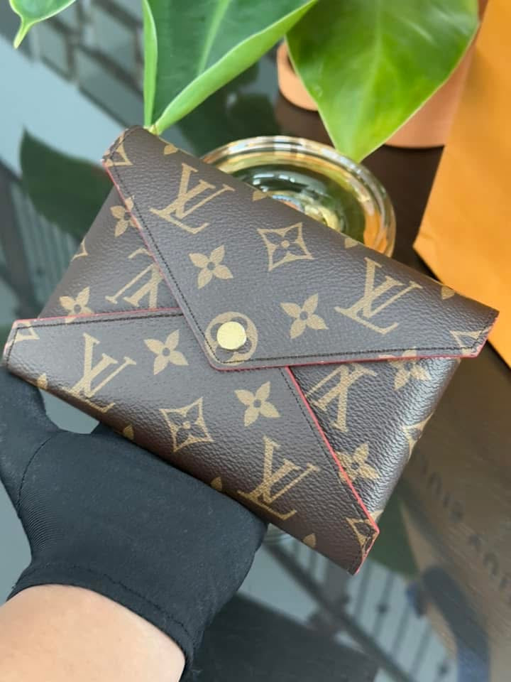 Kirigami Medium Pouch - Microchip