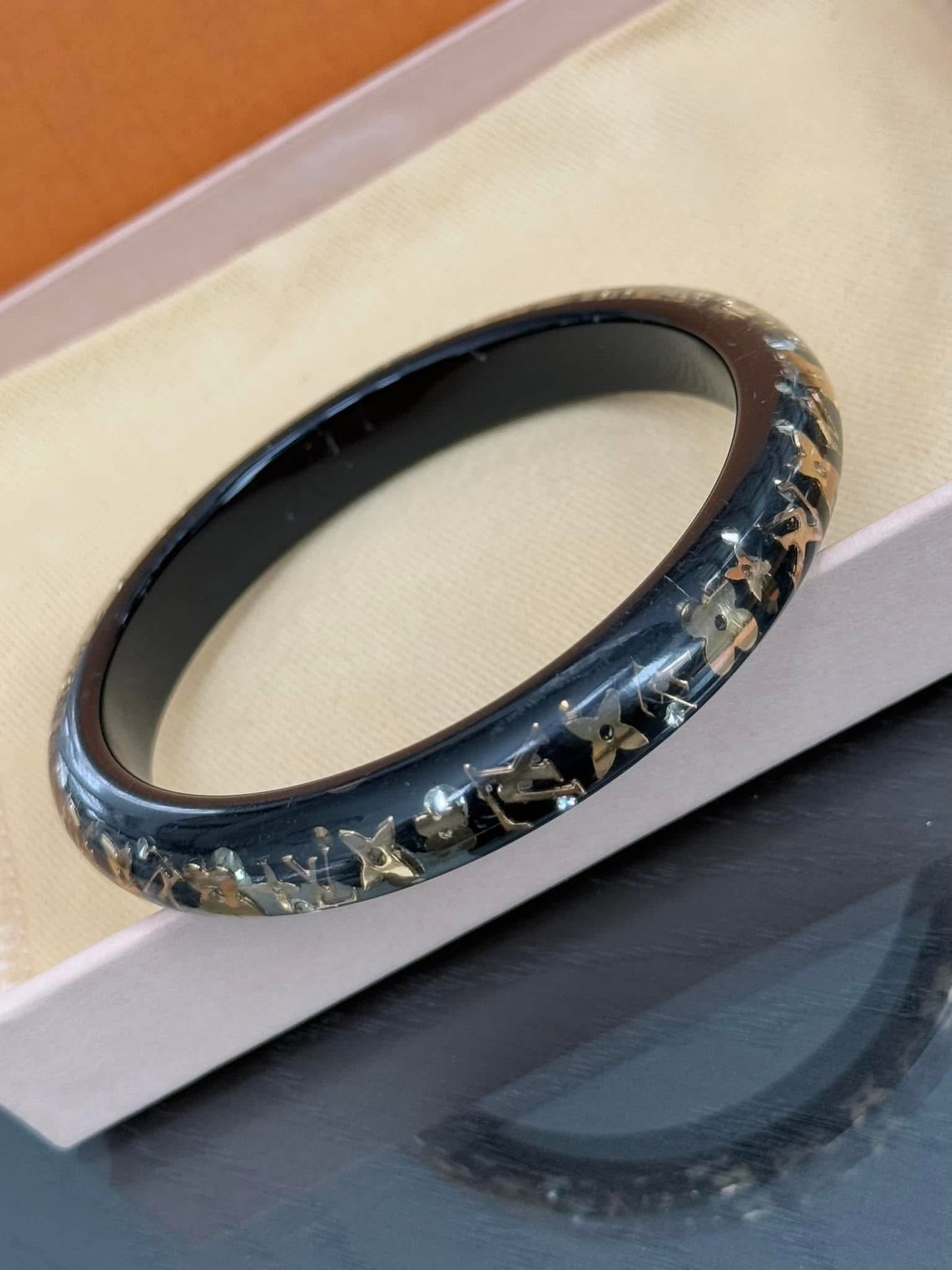 Inclusion Bangle Bracelet with Dustbag and Box -Year 2011