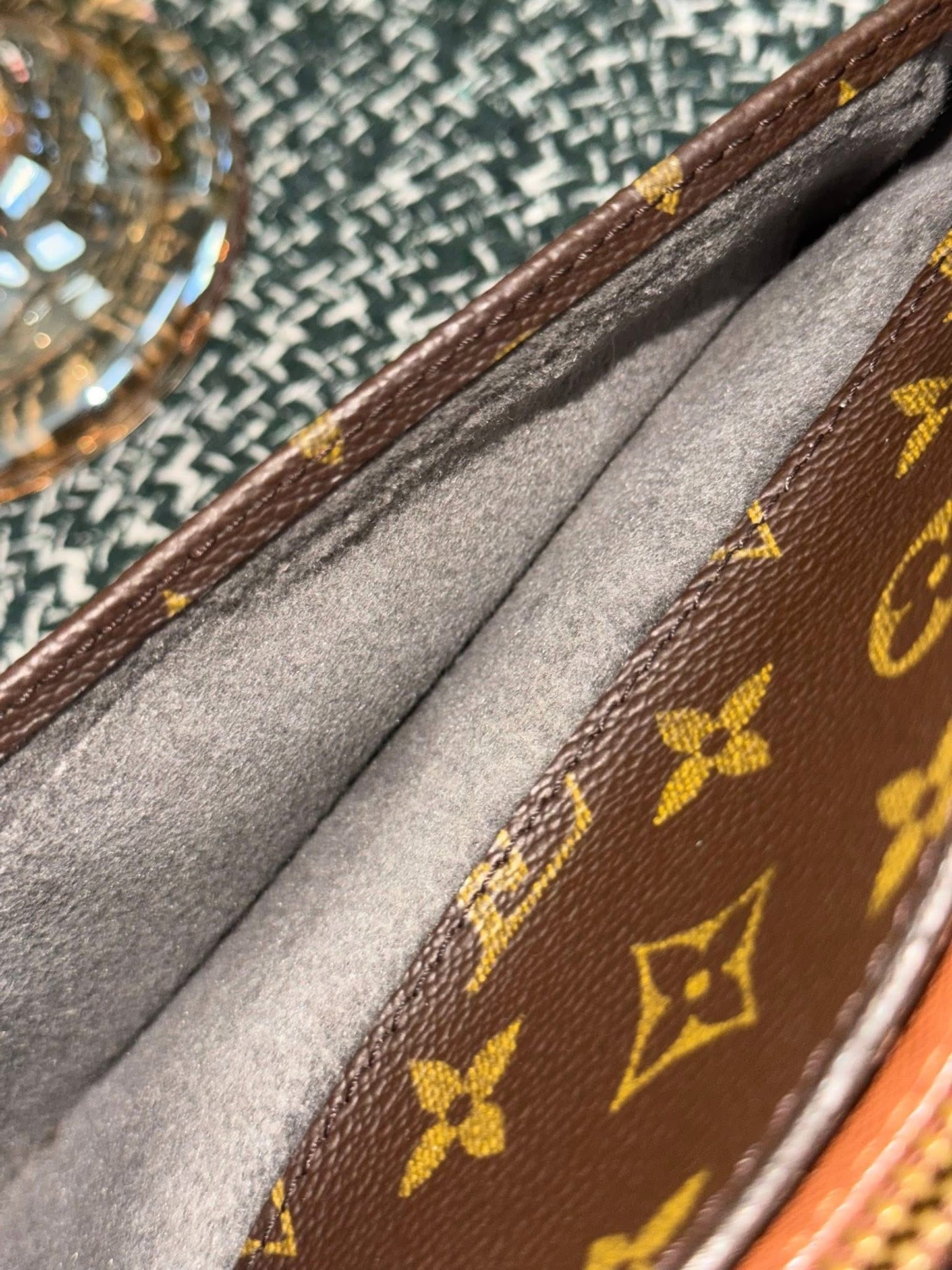 Orsay Clutch 🌼🗓️ Year: 1994