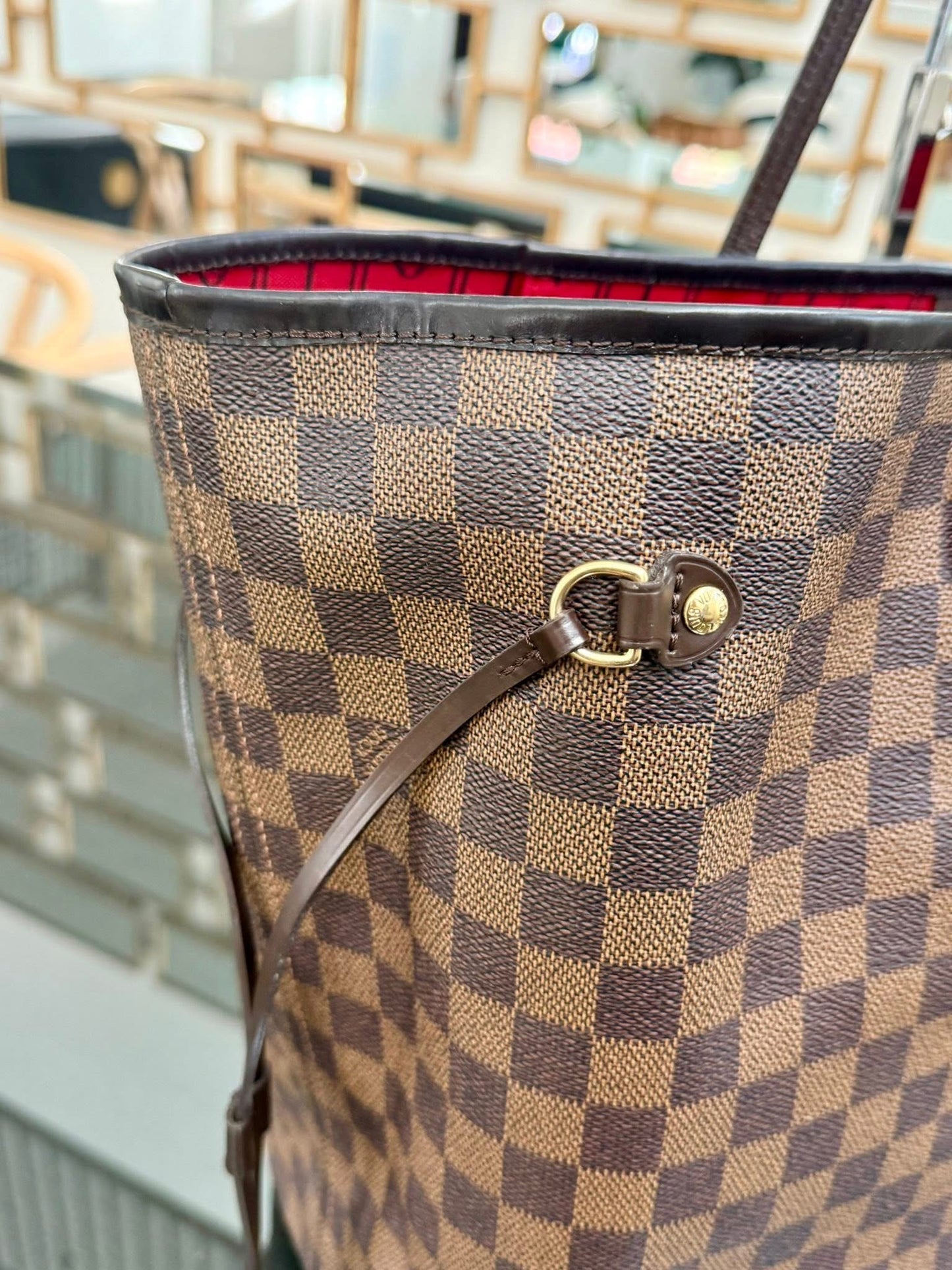 Neverfull GM in DE with Insert Organizer and Dustbag 🌺 📅 Year: 2009
