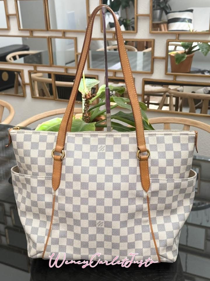 Totally MM in Azur with Dustbag and Insert Organizer 📅 Year: 2009