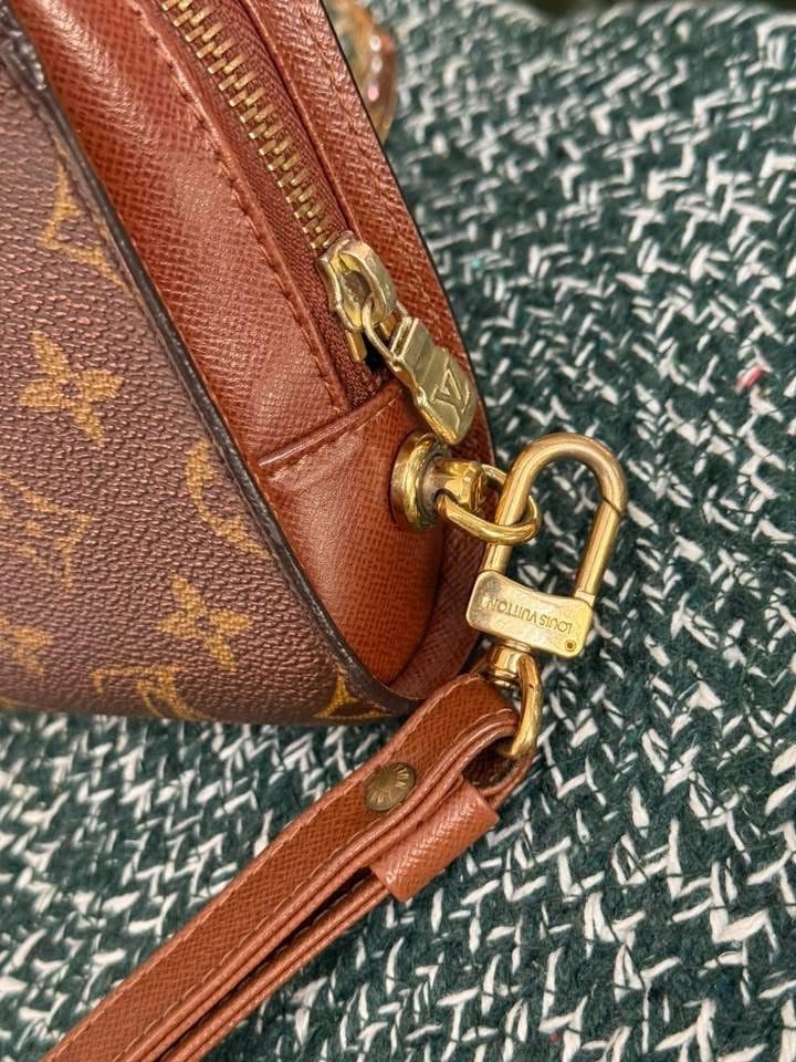 Orsay Clutch 🗓️ Year: 2002