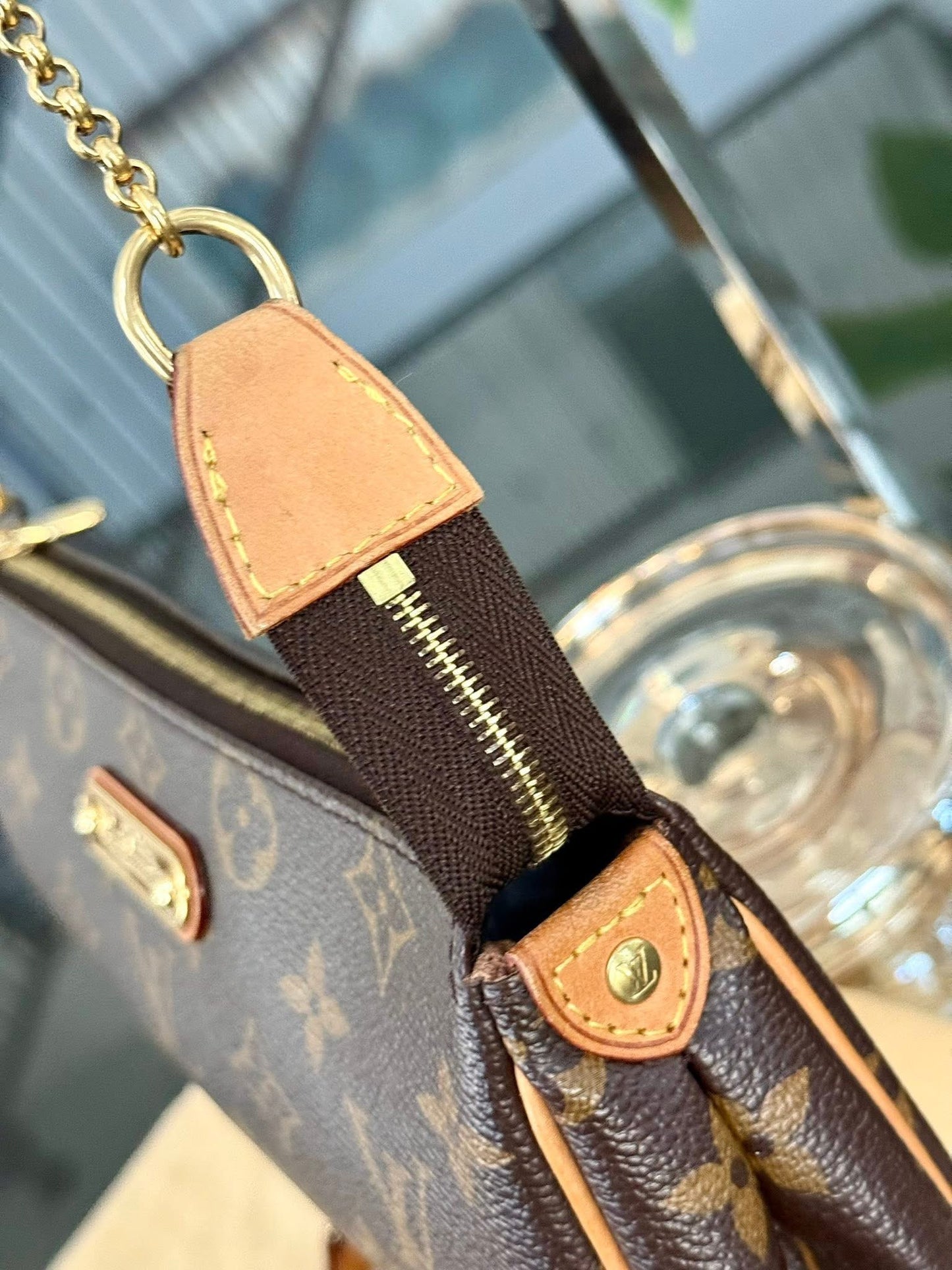 Eva Clutch in Monogram with Original Strap, Insert Organizer, Box, Dustbag and Paper bag 🗓️ Year: 2011