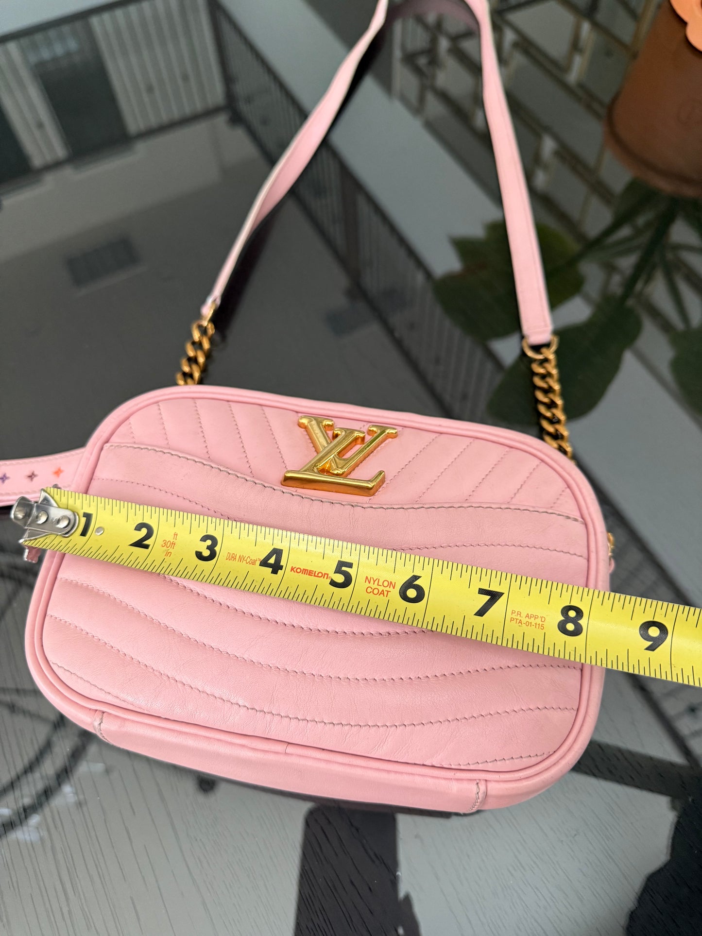 New Wave Camera Bag -🗓️ Year: 2019