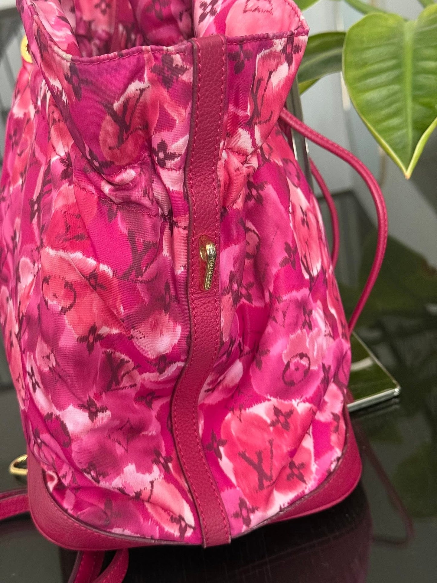 Ikat Floral Noefull MM with Original Strap and Dustbag 📅 Year: 2012
