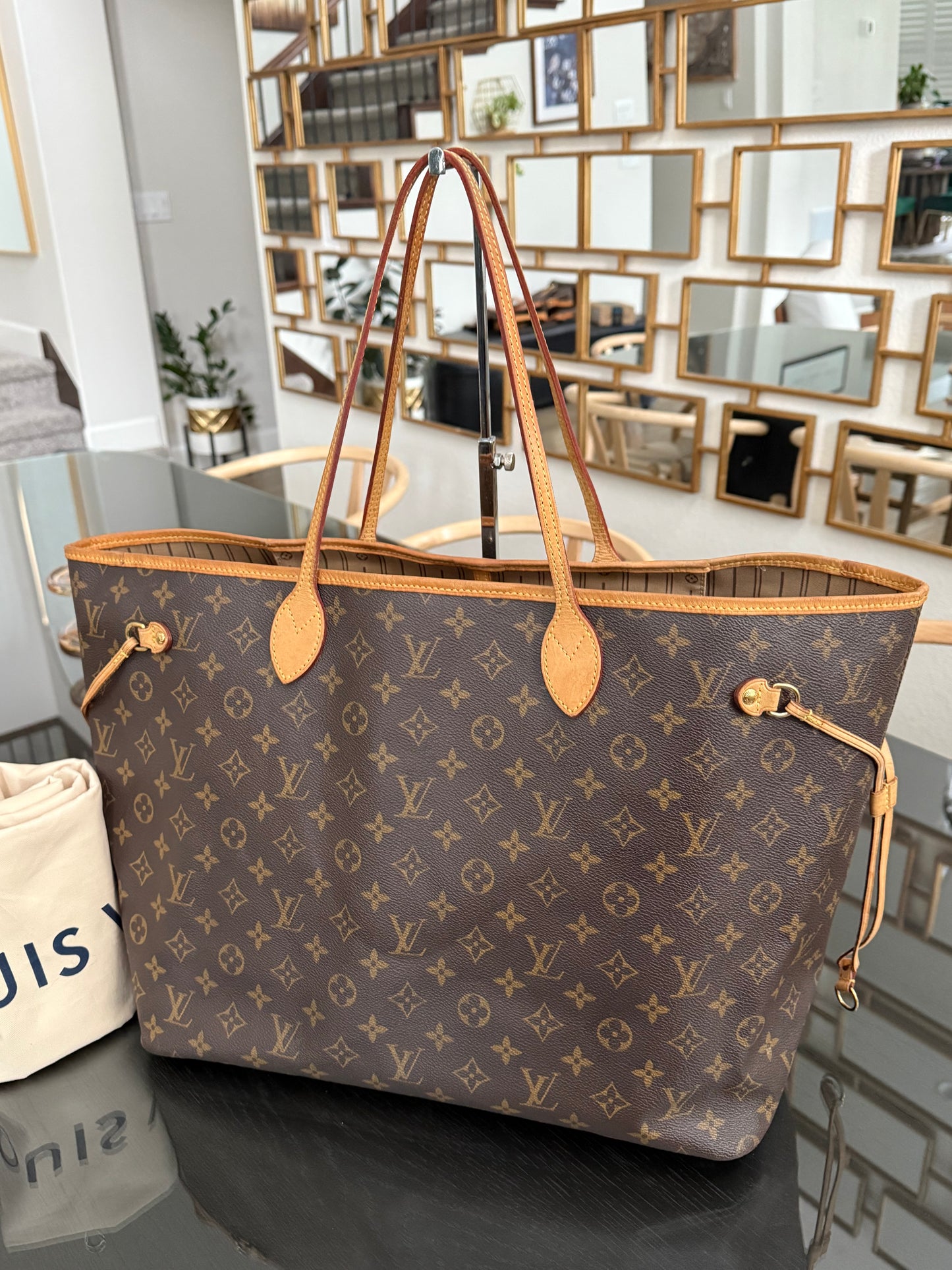 Neverfull GM with Dustbag -🗓️ Year: 2008