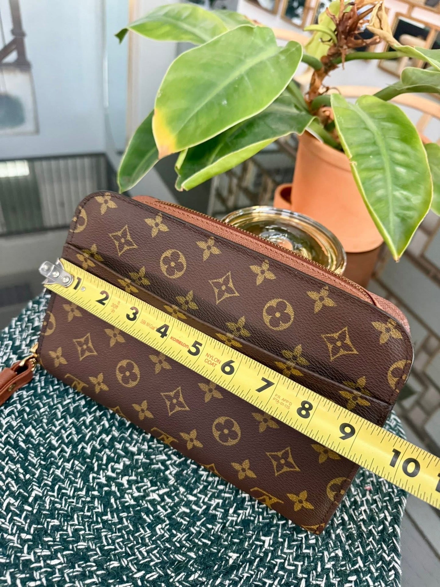 Orsay Clutch 🌼🗓️ Year: 1994