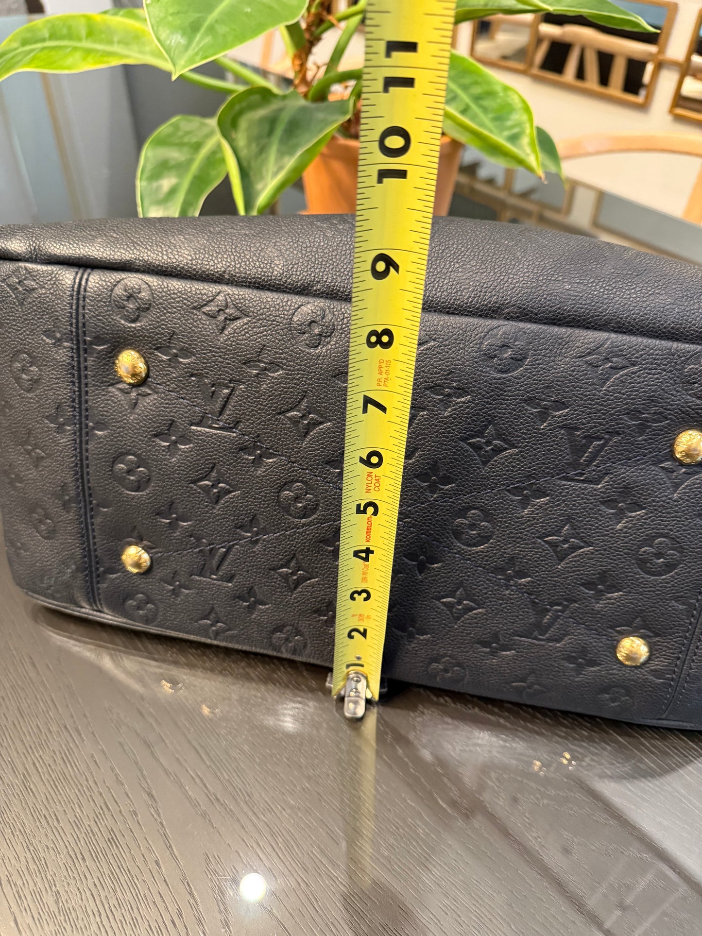 Artsy MM Empriente in Black/ Dark Blue with Dustbag and Insert Organizer 📅 Year: 2011