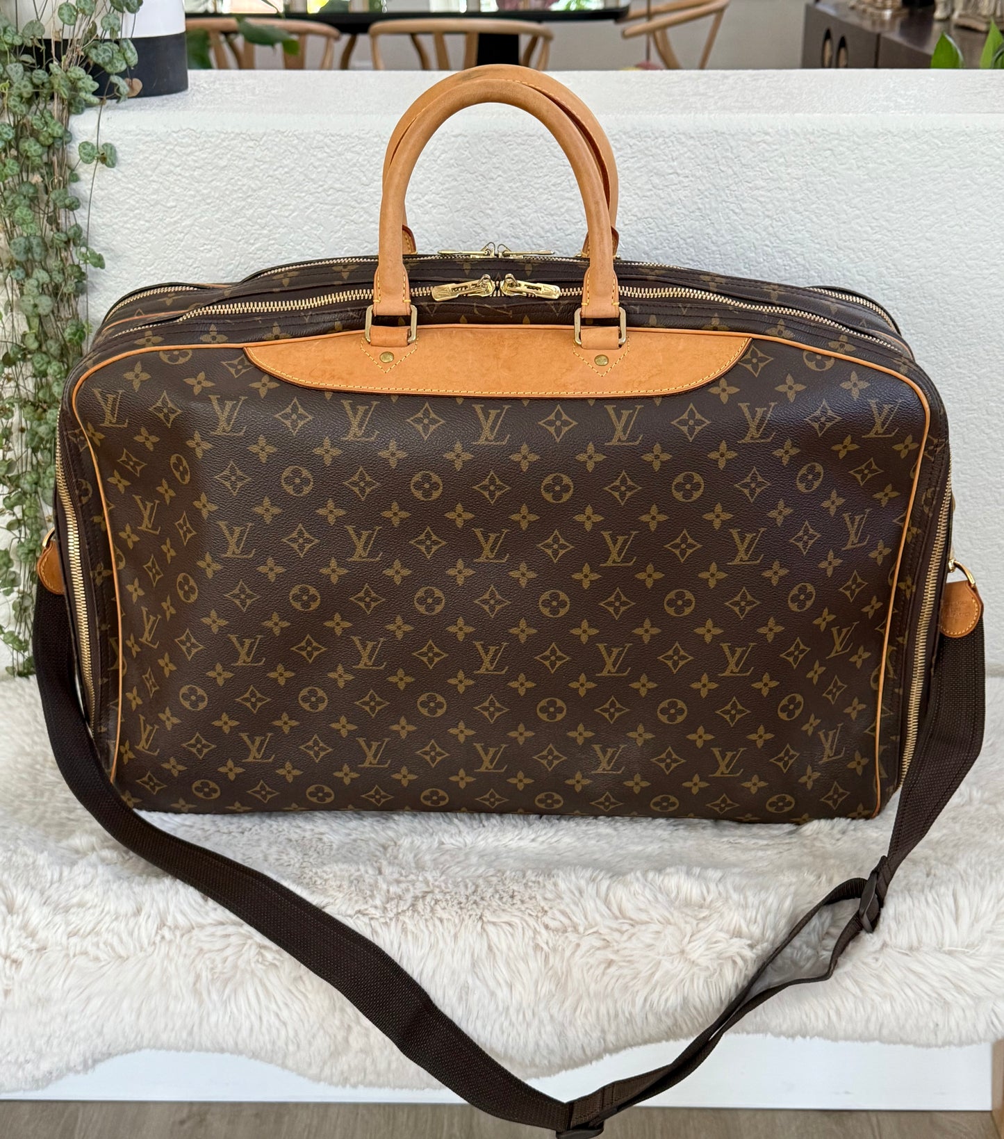 Alize II with Strap and Poignet -🗓️ Year 2005