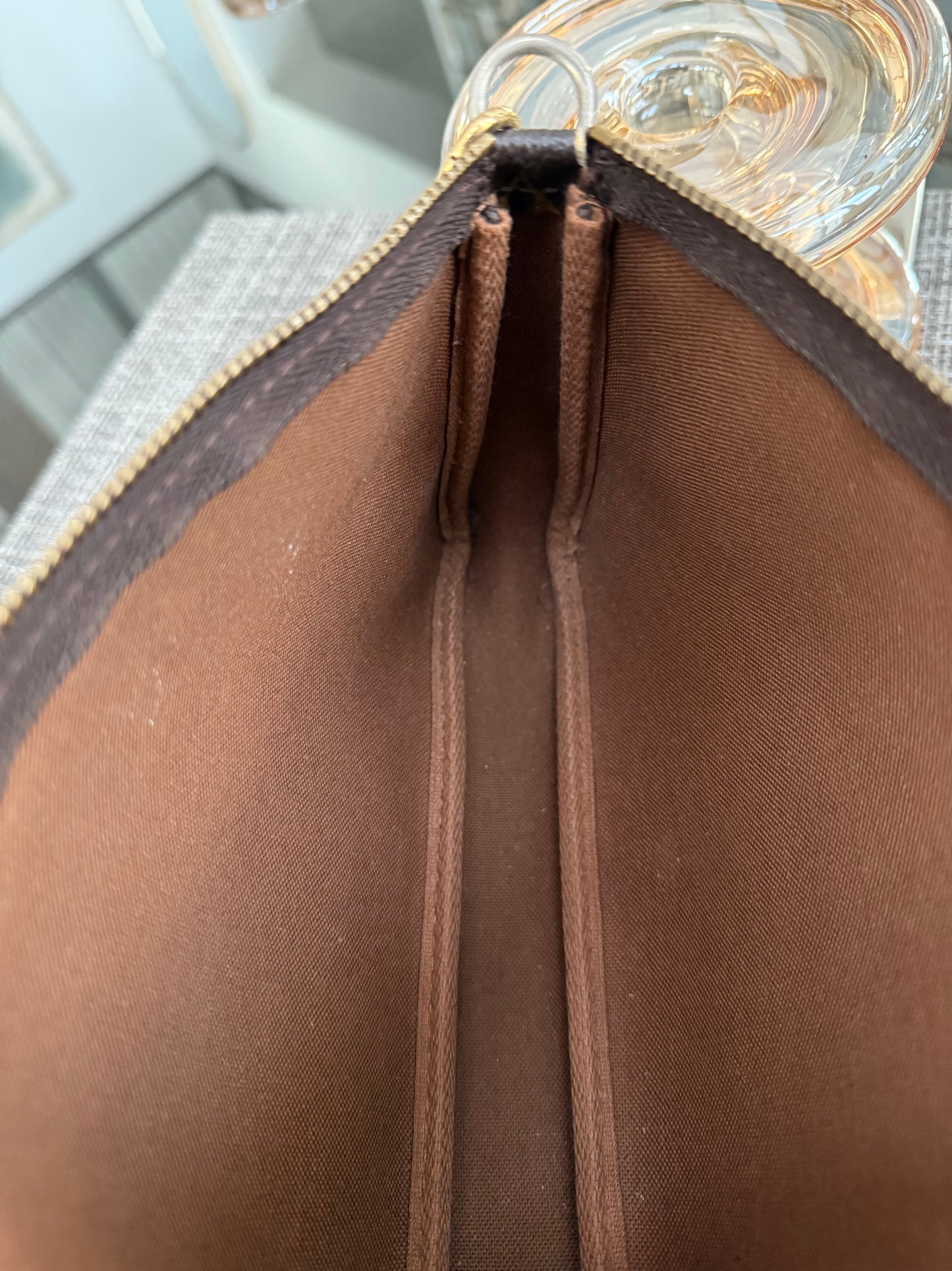 Pochette Accessories - 📅 Year: 2002