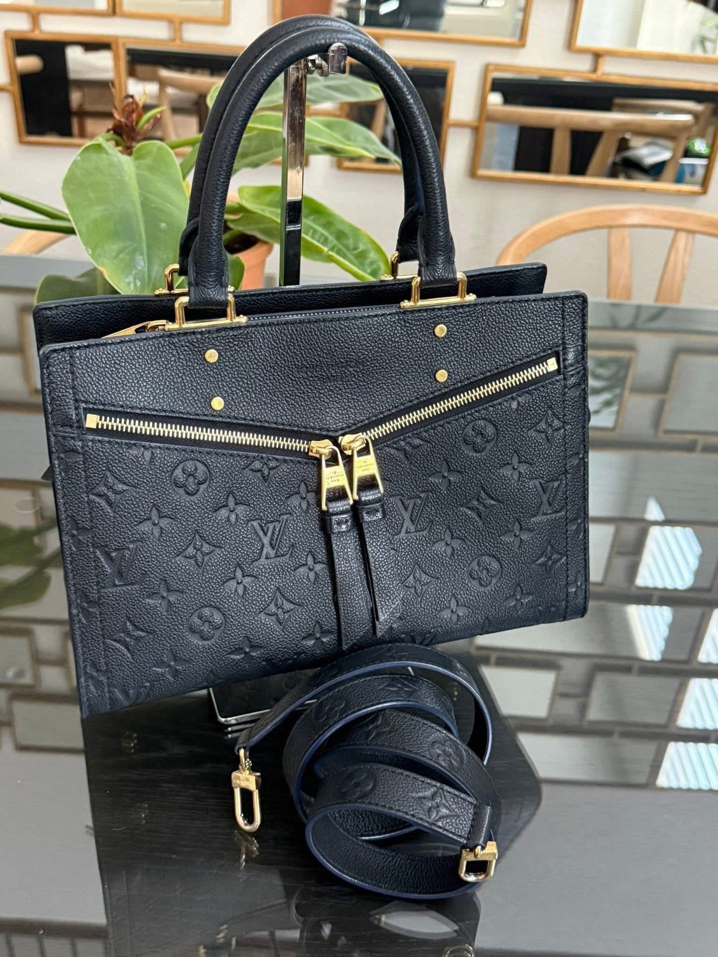 Sully PM Empreinte Noir with Original Strap and Dustbag 📅 Year: 2019