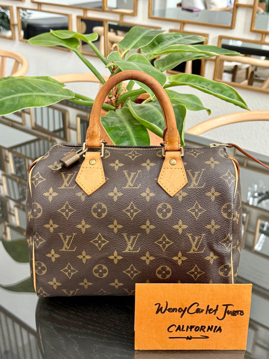 Speedy 25 in Monogram with Lock 🔐 and Key -🗓️ Year: 2005