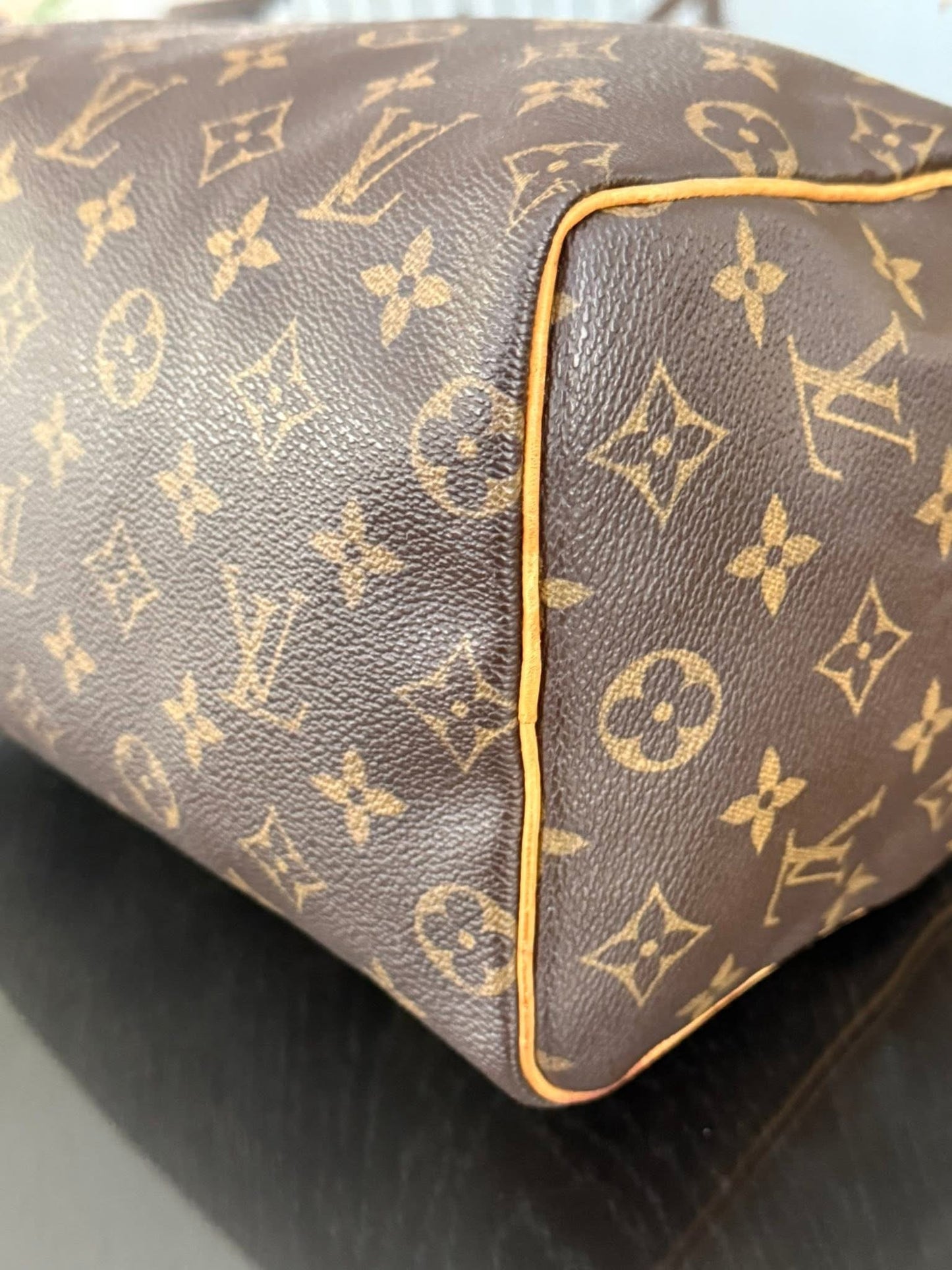 Speedy 25 in Monogram with Lock 🔐 and Key 🗓️ Year: 2005