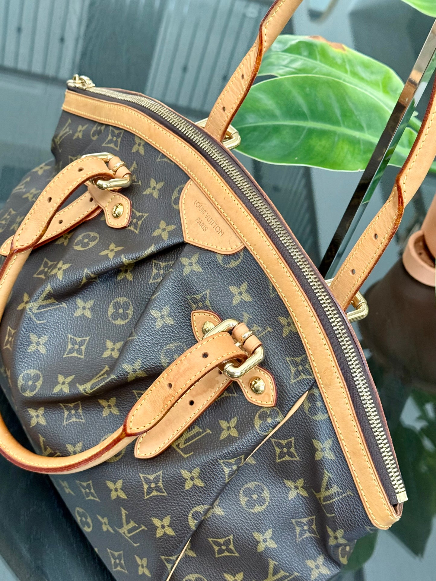 🌺 Tivoli GM in Monogram - 🗓️ Year: 2008