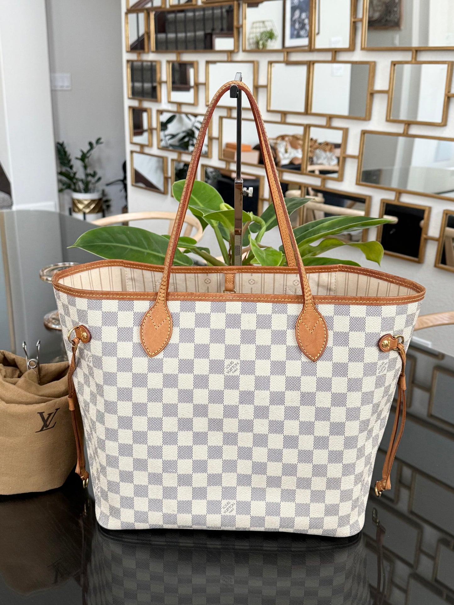 Neverfull MM Azur w/ Dustbag 
🗓️ Year: 2012