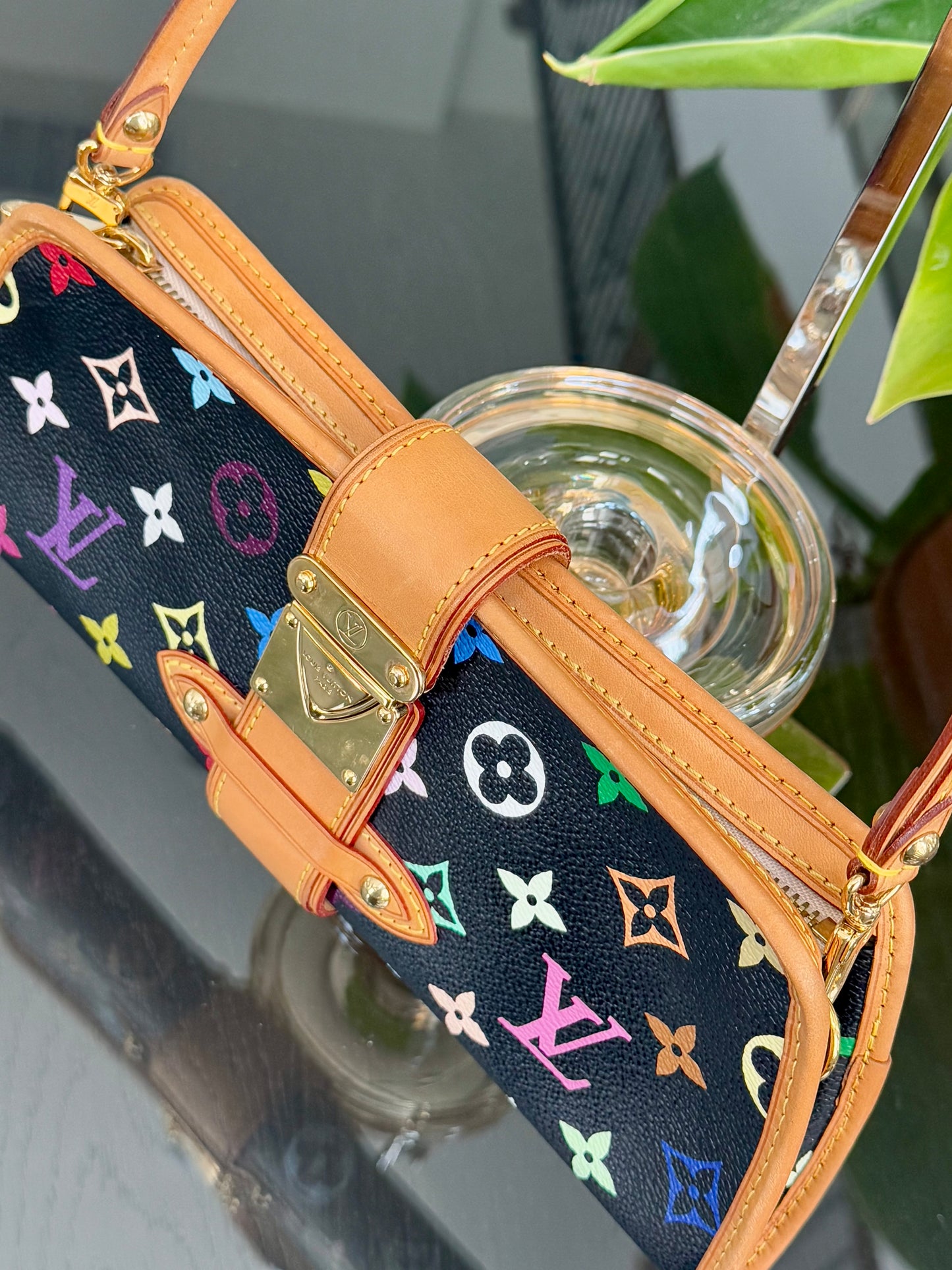 Multicolor Shirley Clutch/ Shoulder Bag with Box📅 Year: 2005
