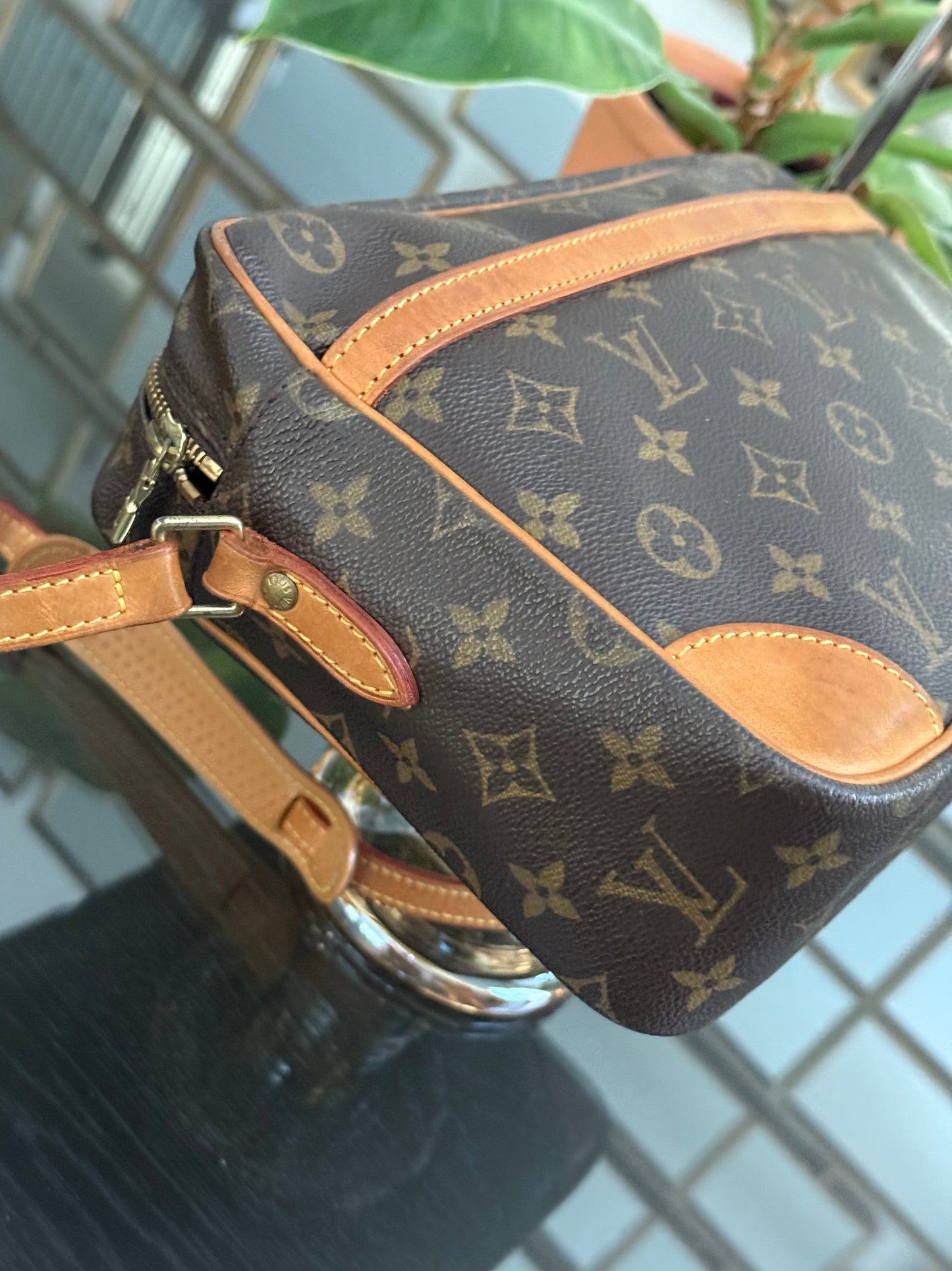 Trocadero 30 🗓️ Year: 2003