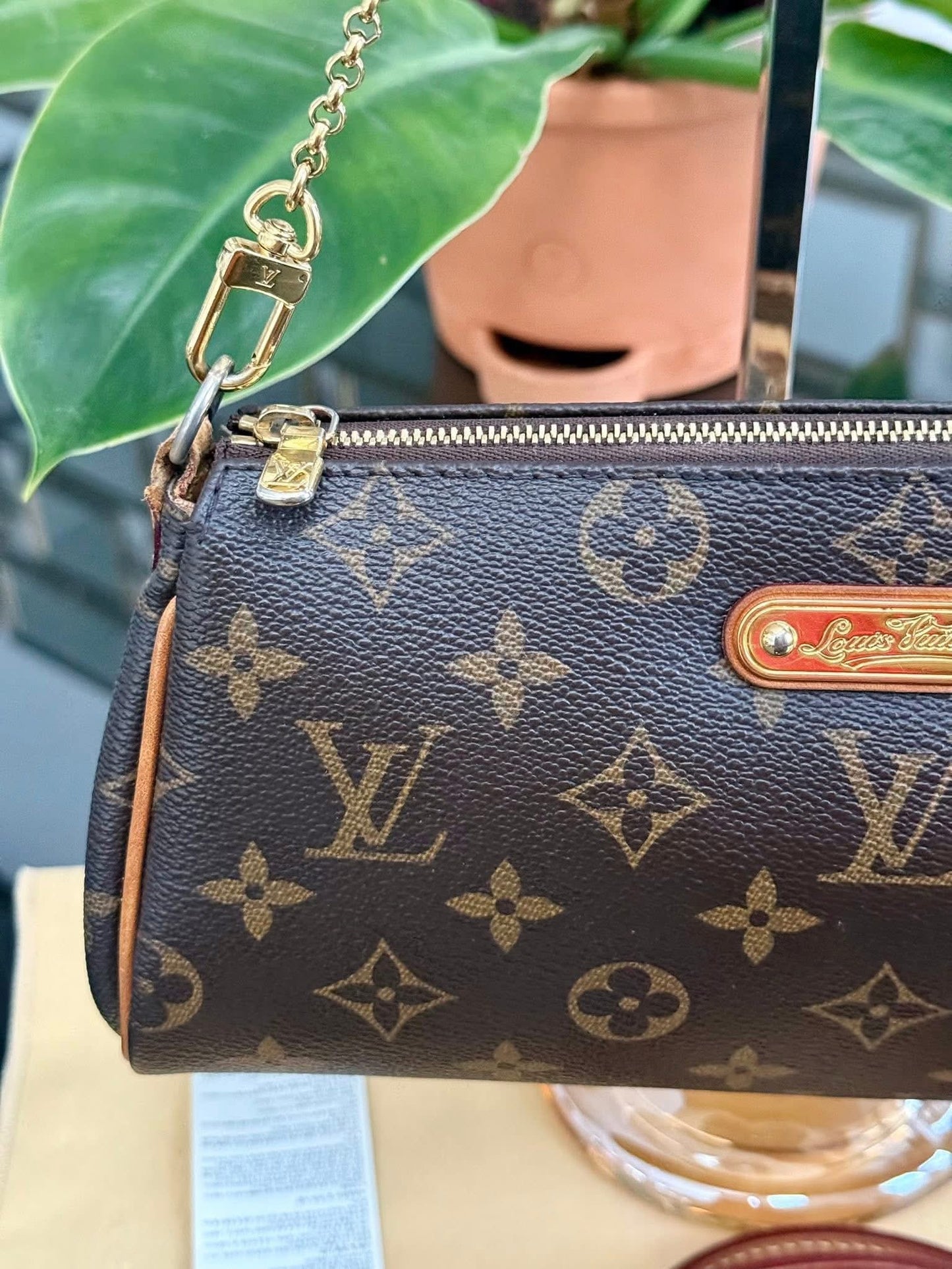 Eva Clutch in Monogram with Dustbag, Box and Paper bag 🗓️ Year: 2014