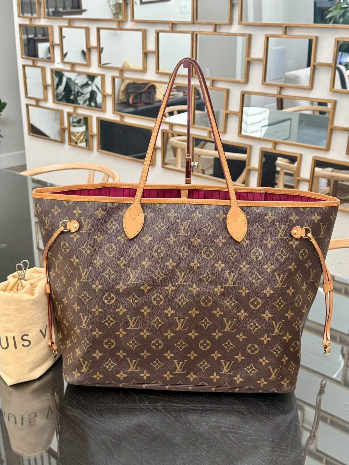 Neverfull GM Monogram in Peony with Dustbag,-🗓️ Year: 2018