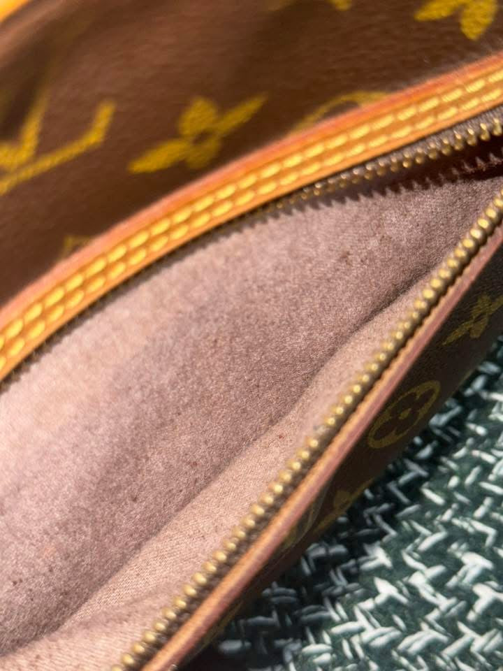 Senlis Crossbody - 🗓️