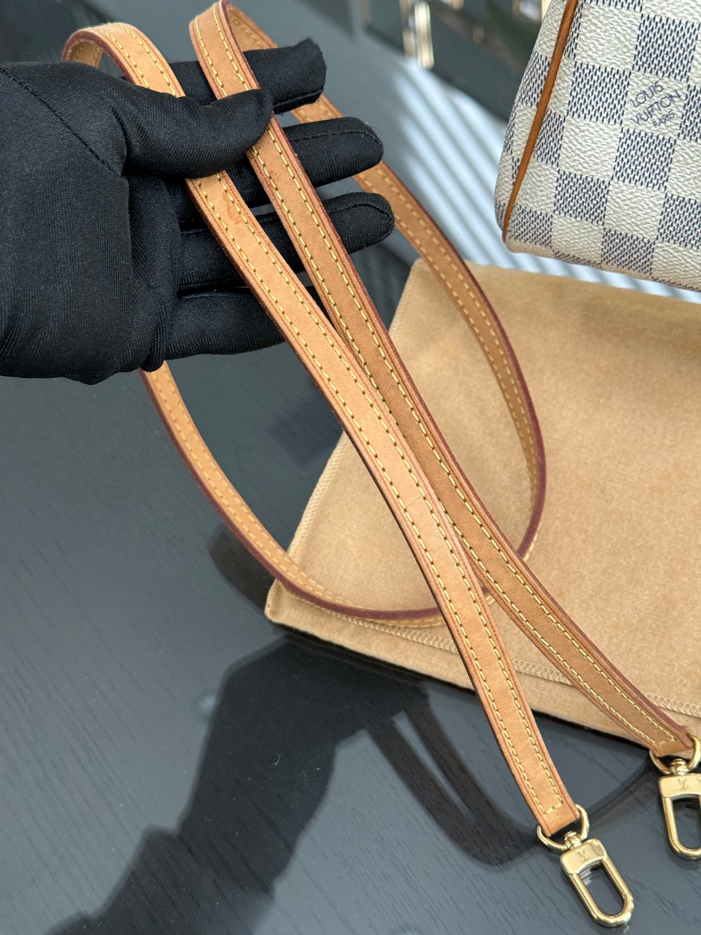 Eva Clutch in Azur with Original Strap,Box Dustbag and Insert Organizer 🗓️ Year: 2011