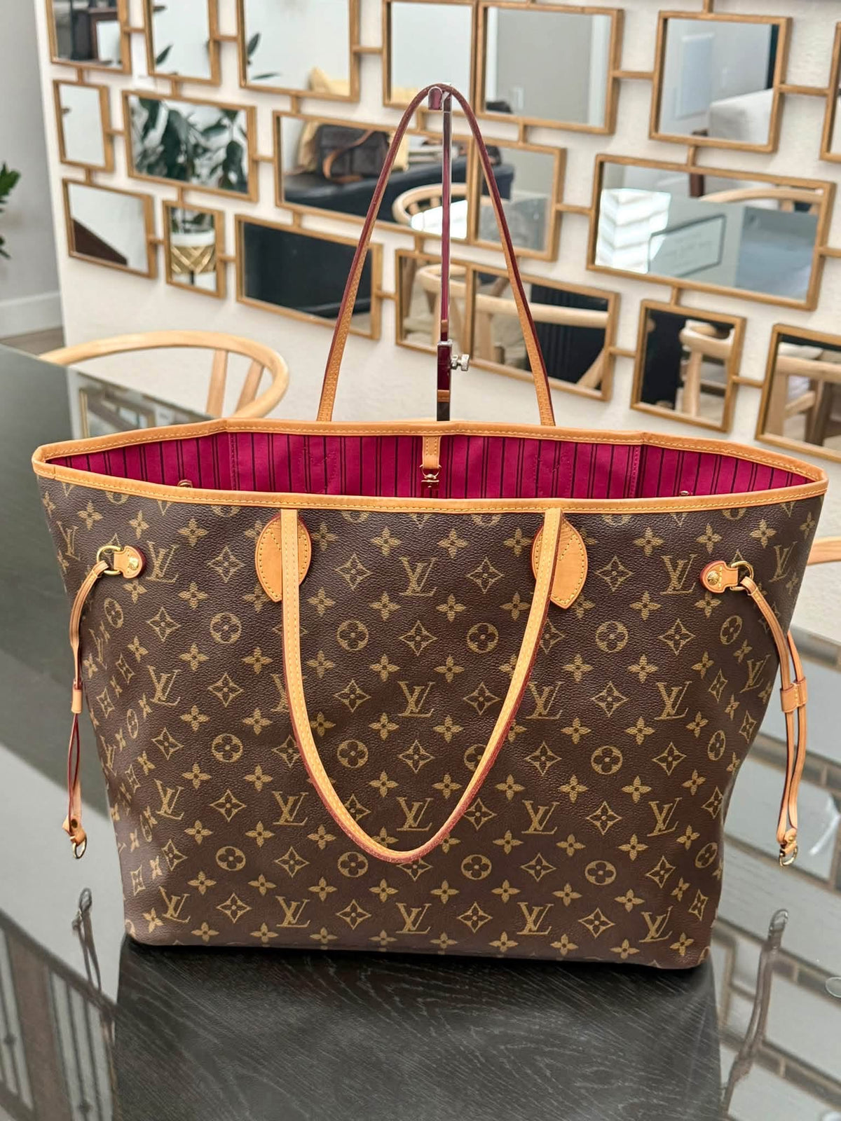 Neverfull GM Monogram in Peony with Dustbag,-🗓️ Year: 2018