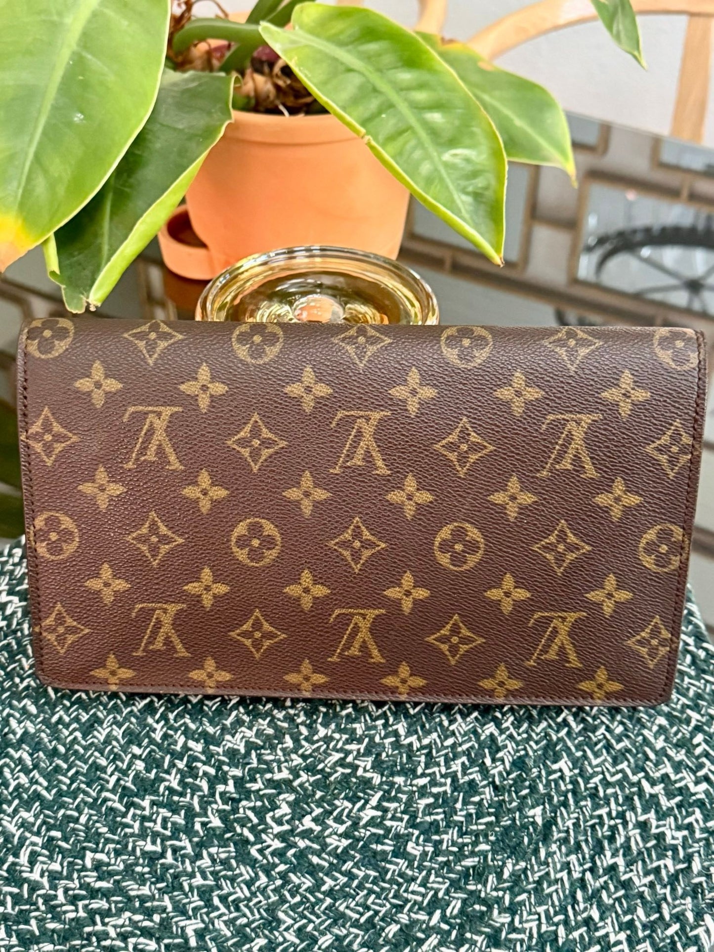 Chaillot Clutch 🗓️ Year: 1986