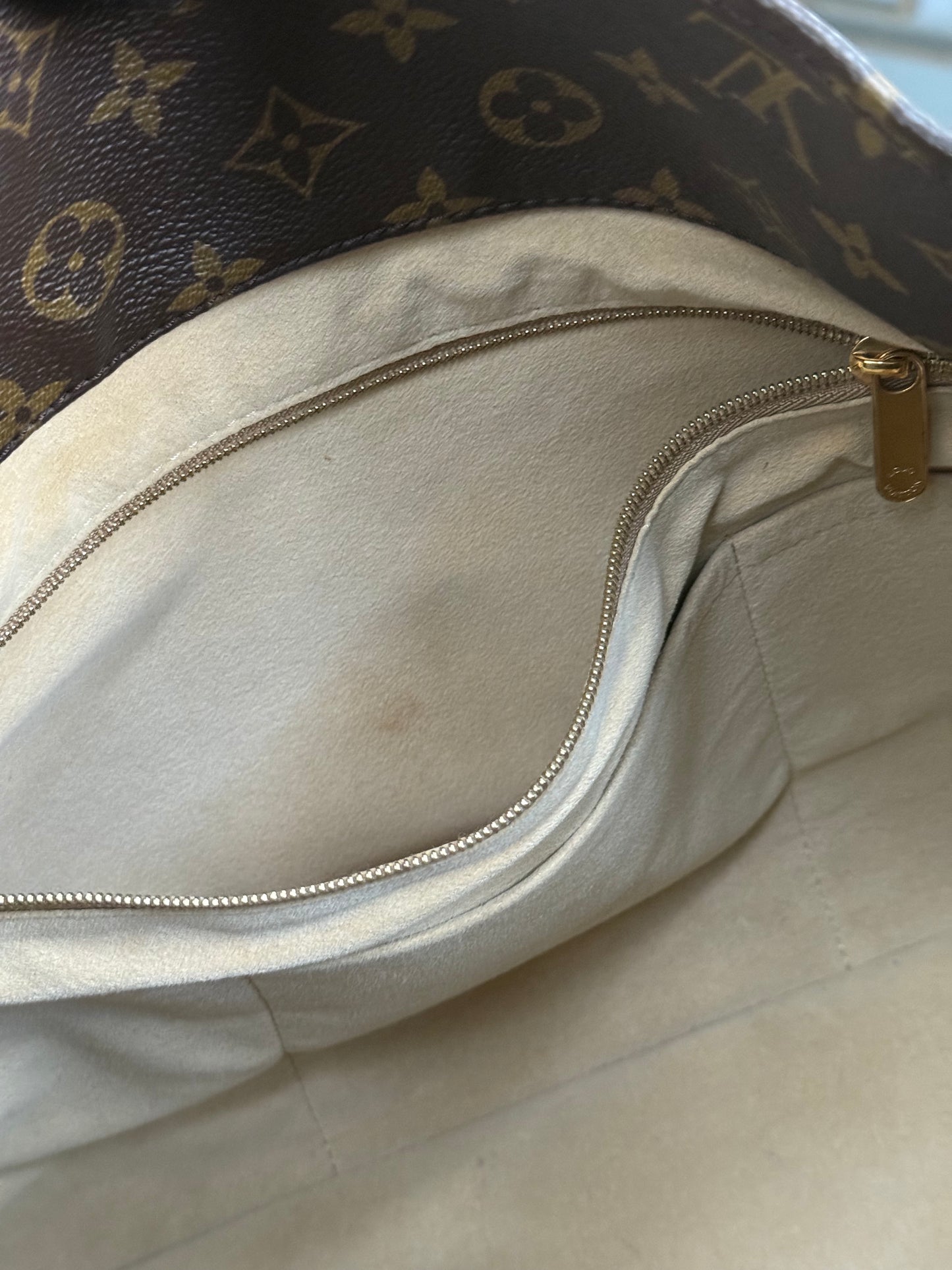 Artsy MM with Dustbag and Insert Organizer - 📅 Year: 2009