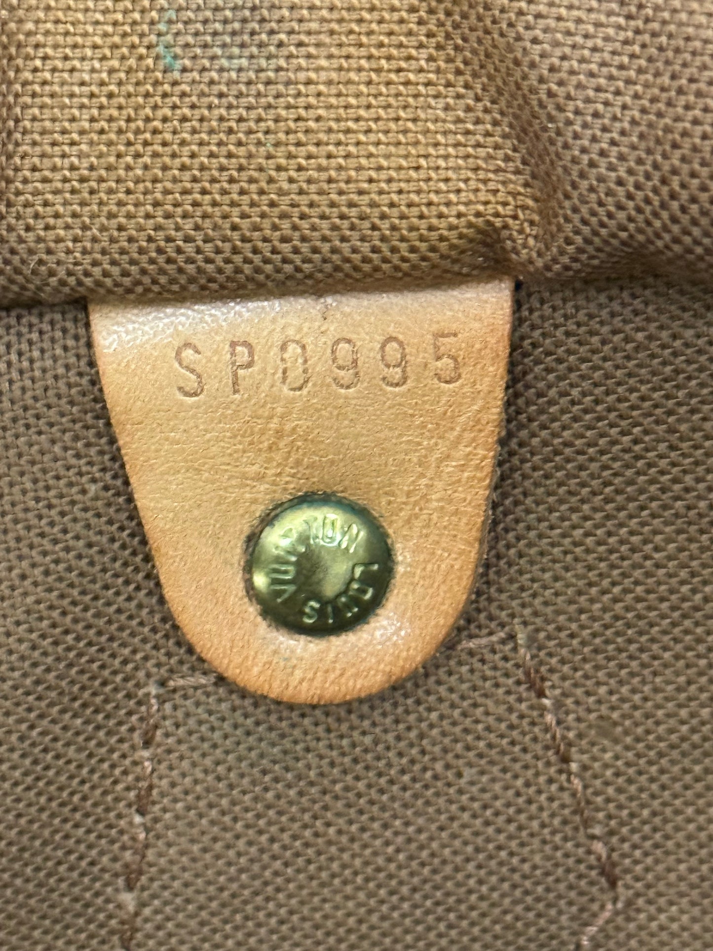 Speedy 30 with Lock 🔐 and Key 🔑 🗓️ Year: 1995