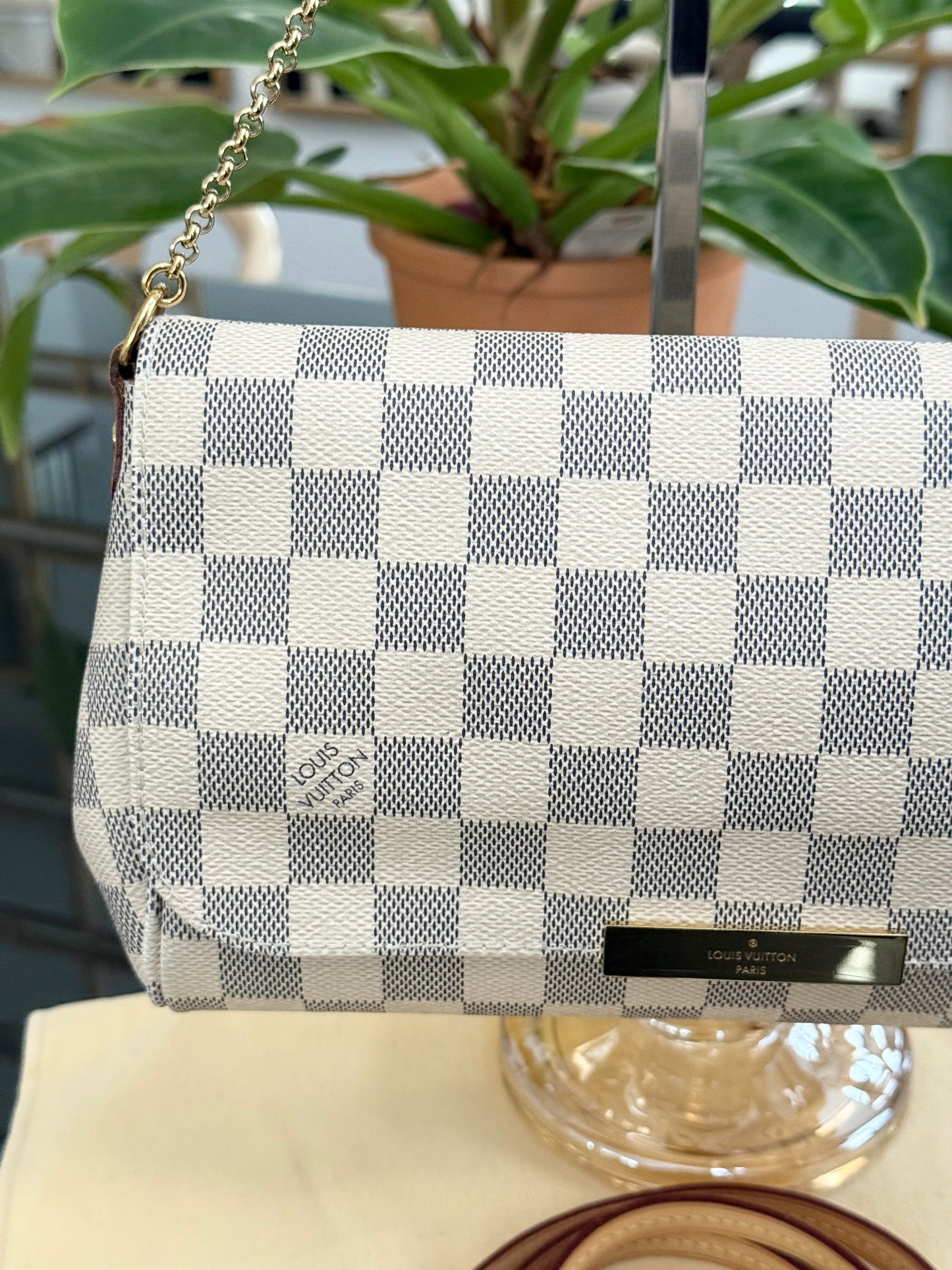 Favorite MM in Azur with Dustbag, Box and Paper bag 🗓️ Year: 2014
