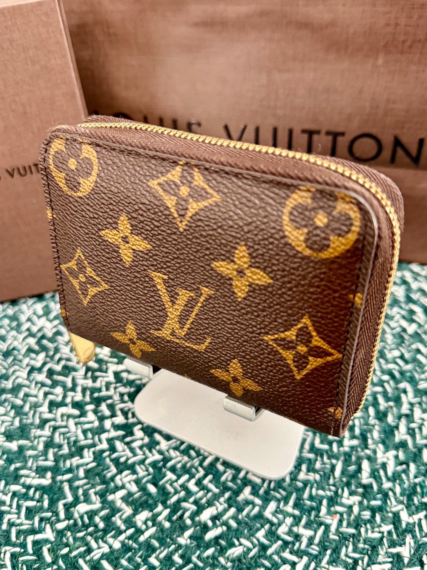 Monogram Zippy Compact Wallet with Box and Paper bag 🗓️ Year: 2011