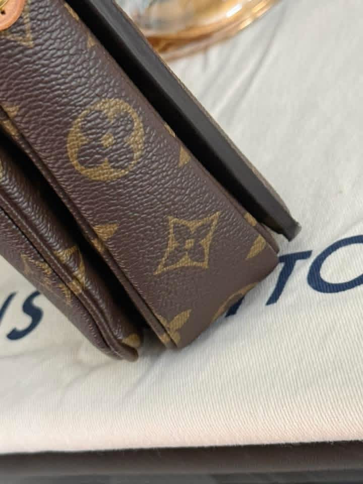 Pochette Metis in Monogram with Box, Dustbag and Paper bag 🗓️ Year 2020
