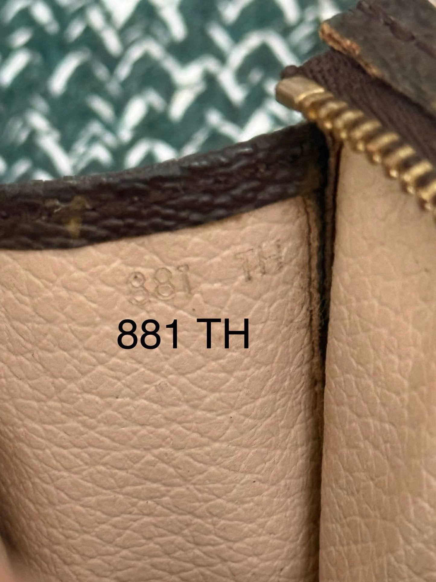 Toiletry 15 - 📅 Year 1988