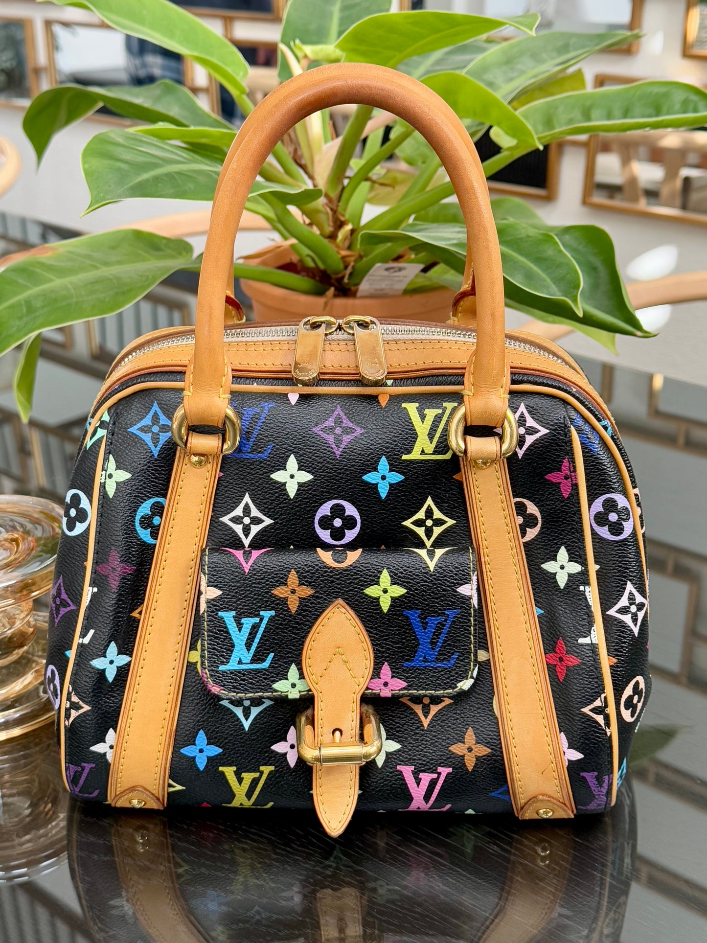 Multicolor Priscilla with Dustbag 📅 Year: 2008