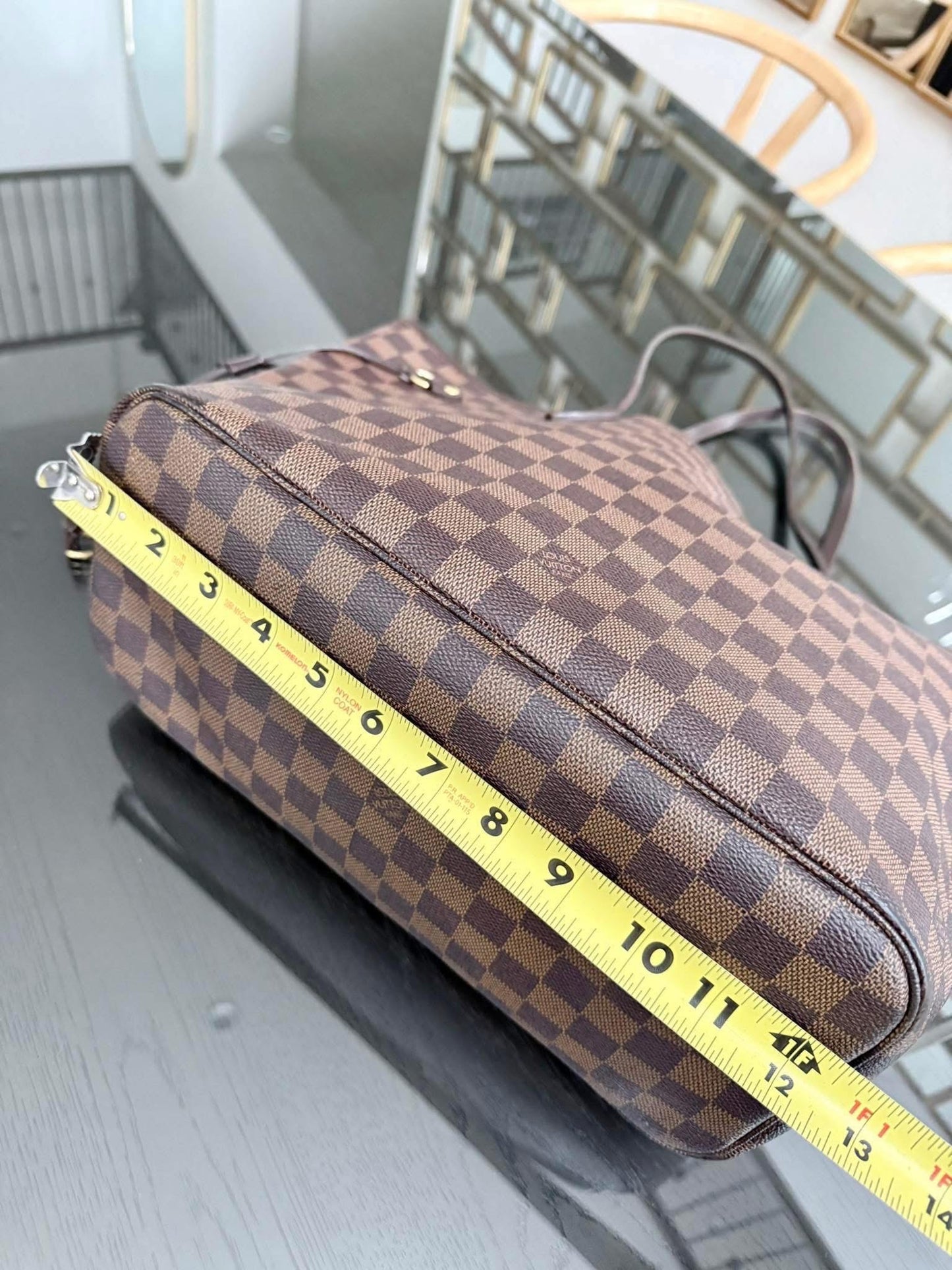 Neverfull MM in DE with Dustbag 🗓️ Year: 2010