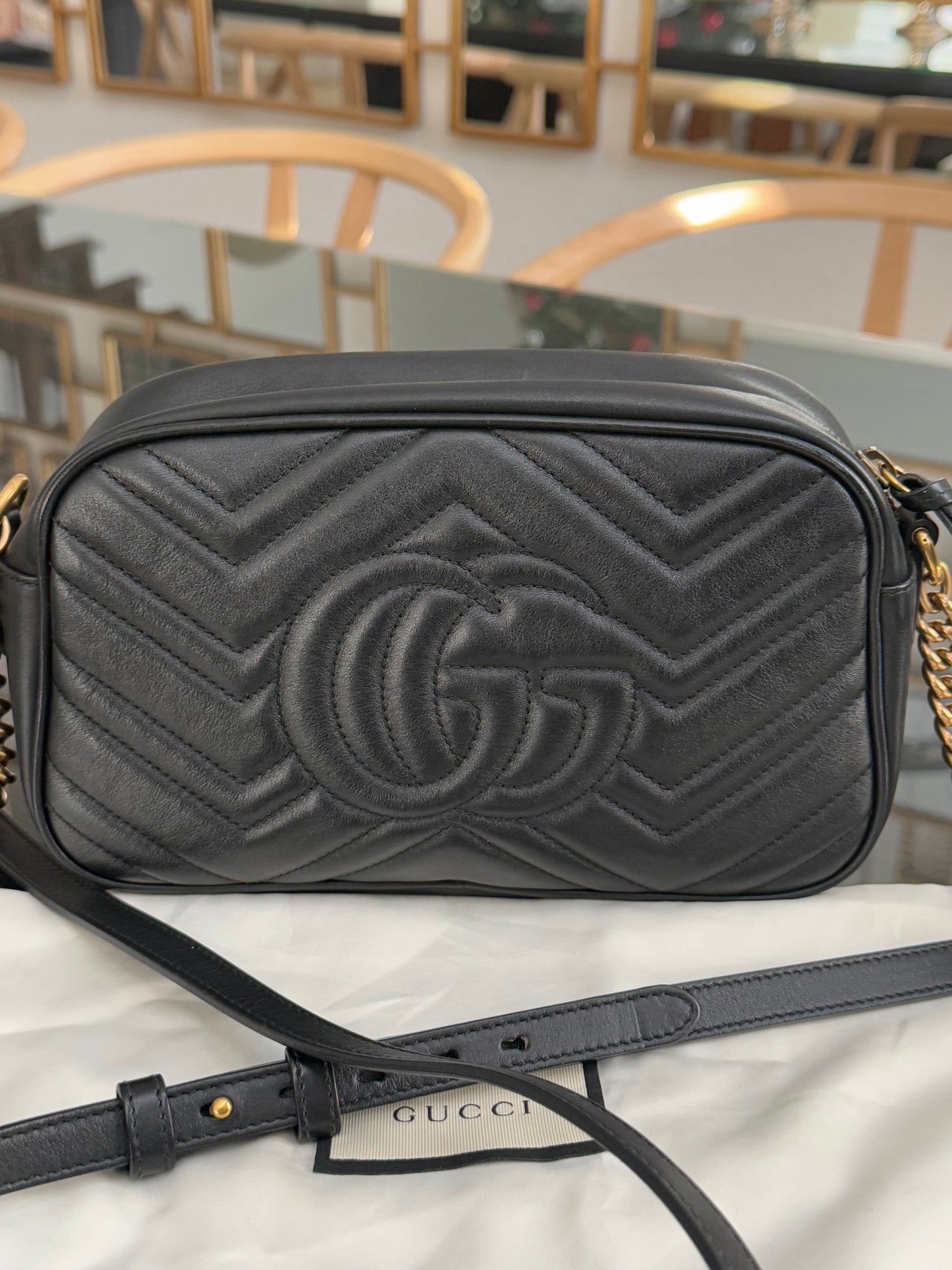GUCCI Marmont Chain Small Shoulder/ Crossbody Bag