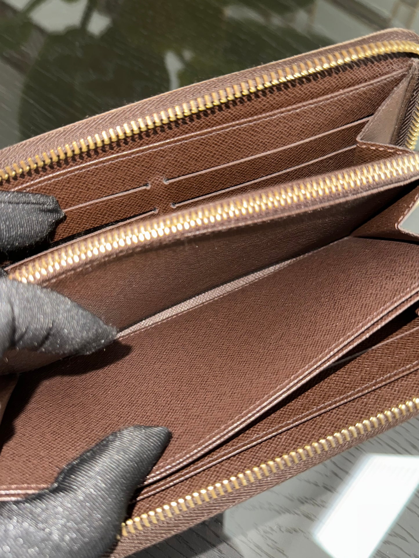 Zippy Long Wallet in DE with Dustbag and box 🗓️ Year: 2013