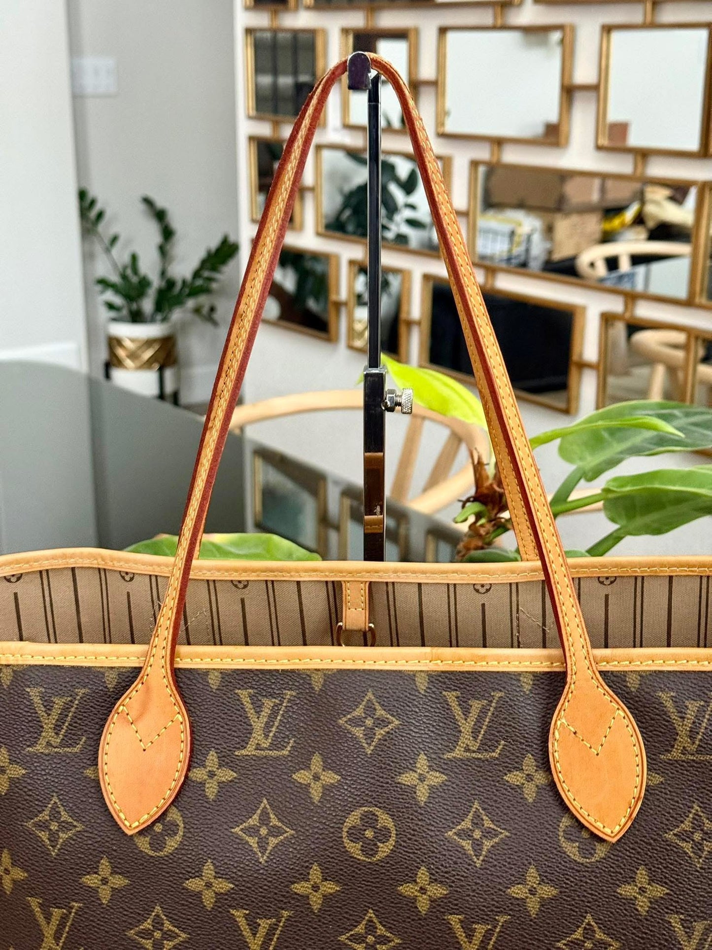 Neverfull MM Monogram with Dustbag and Non branded Twilly🌺 📅 Year: 2011